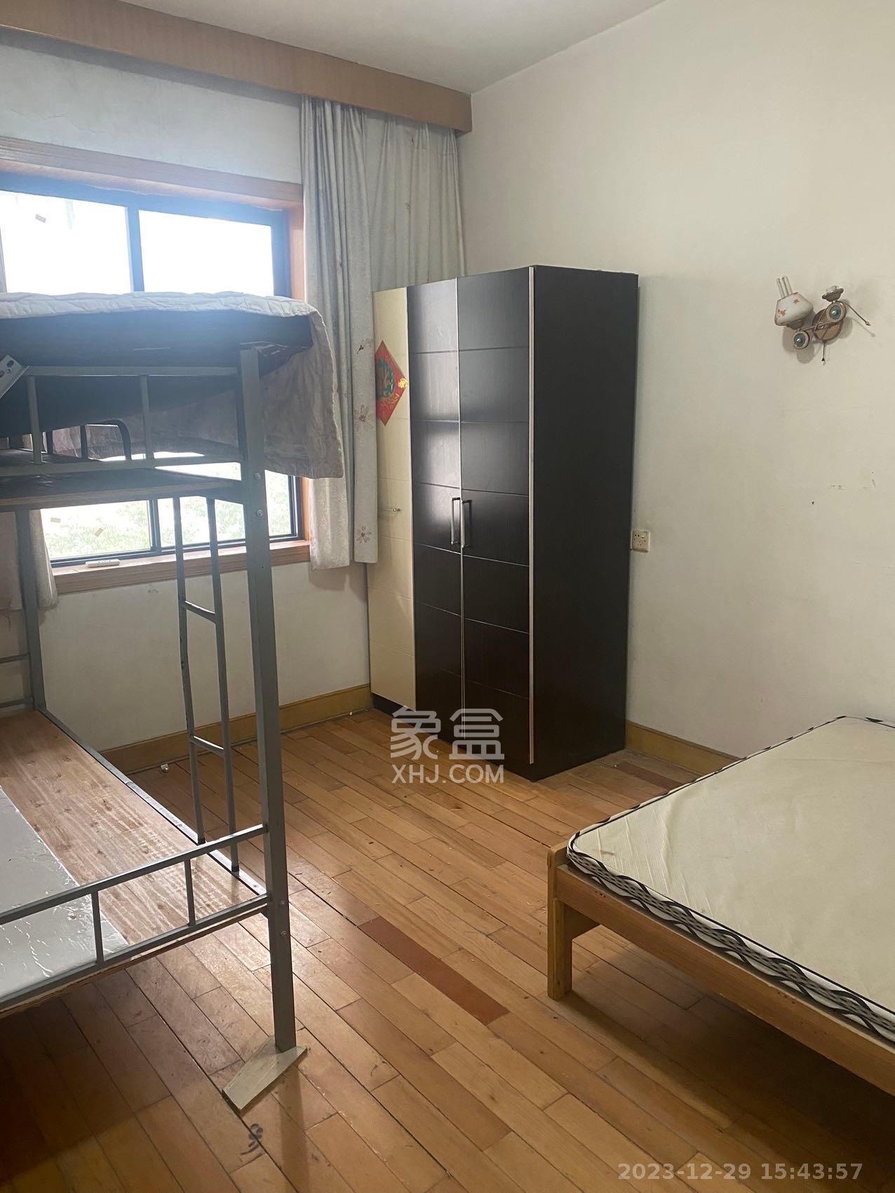 燕山街社区  2室1厅1卫   1600.00元/月室内图1