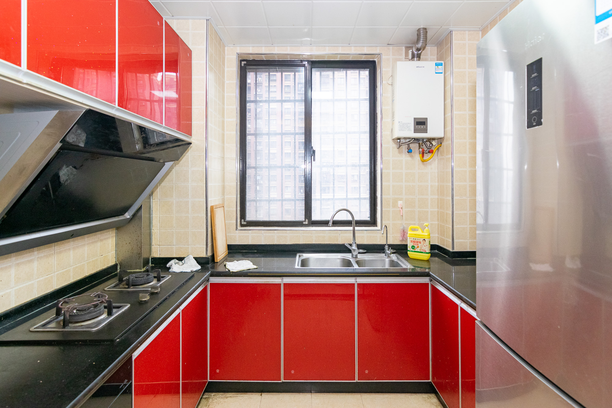 新城国际花都 3室2厅1卫 56.0万 新城国际花都 3室2厅1卫 56.0万厨房