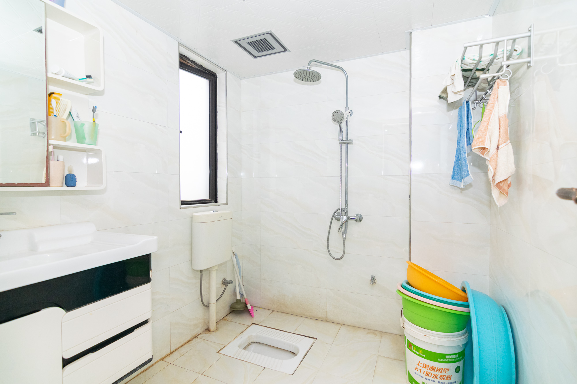 新城国际花都 3室2厅1卫 56.0万 新城国际花都 3室2厅1卫 56.0万卫生间