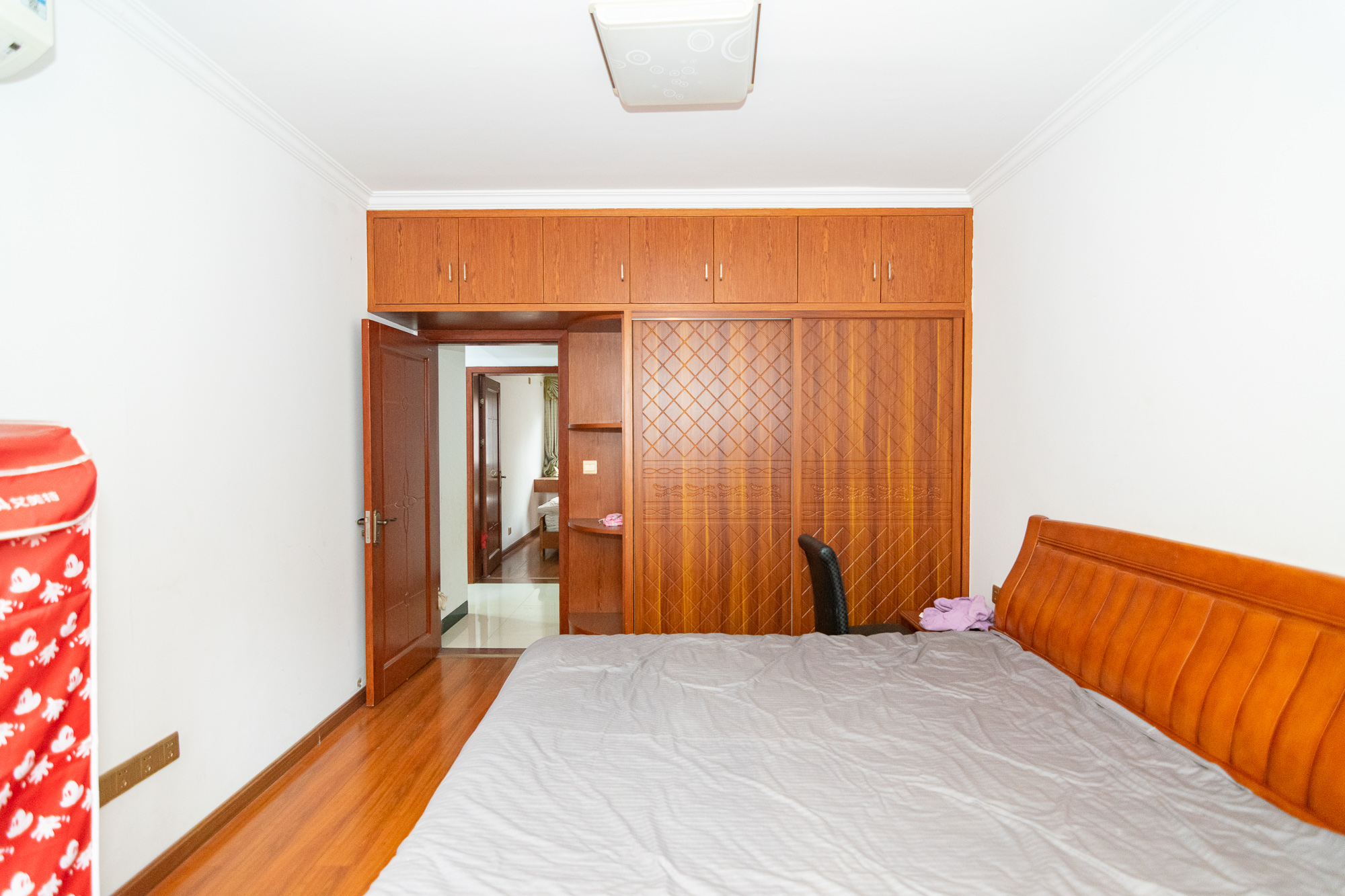 新城国际花都 3室2厅1卫 56.0万 新城国际花都 3室2厅1卫 56.0万卧室