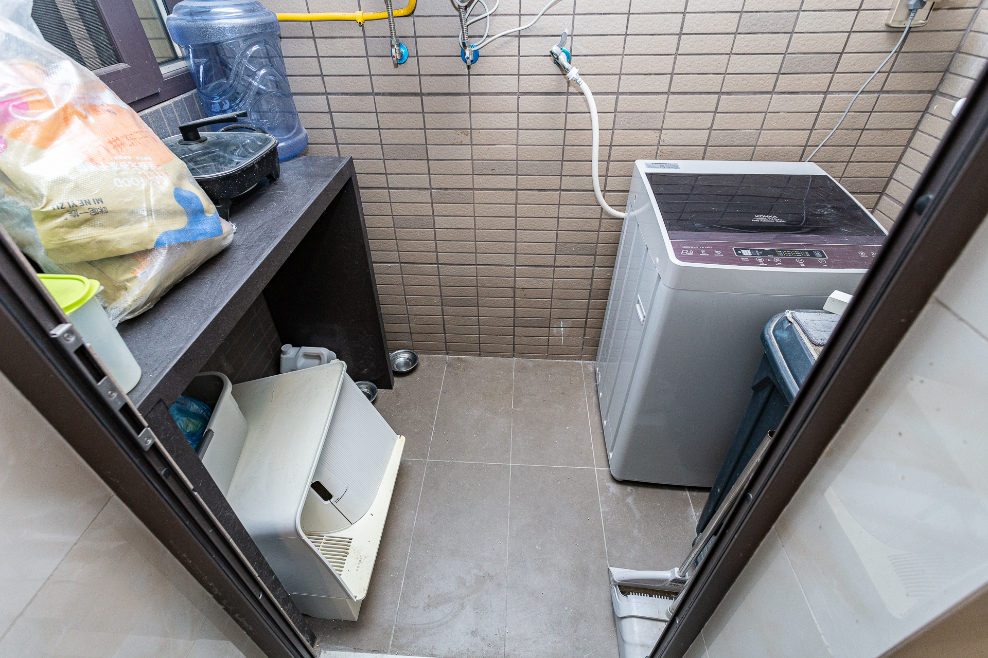 时代倾城四期  3室2厅2卫    128.0万阳台