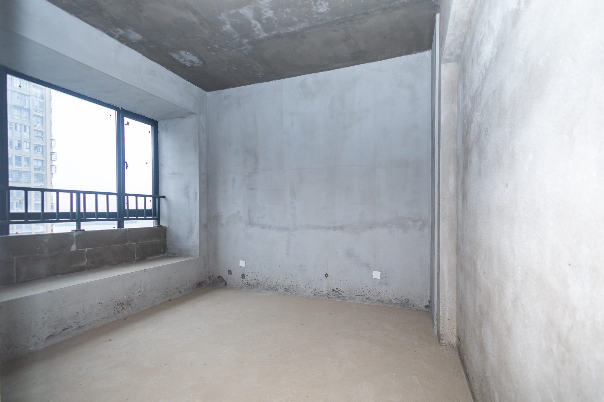 松雅湖壹号 5室2厅2卫 138.0万 松雅湖壹号 5室2厅2卫 138.0万卧室