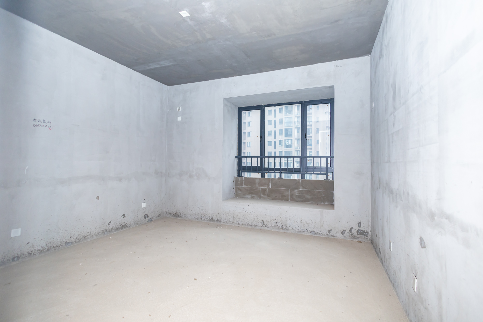 松雅湖壹号 5室2厅2卫 138.0万 松雅湖壹号 5室2厅2卫 138.0万卧室