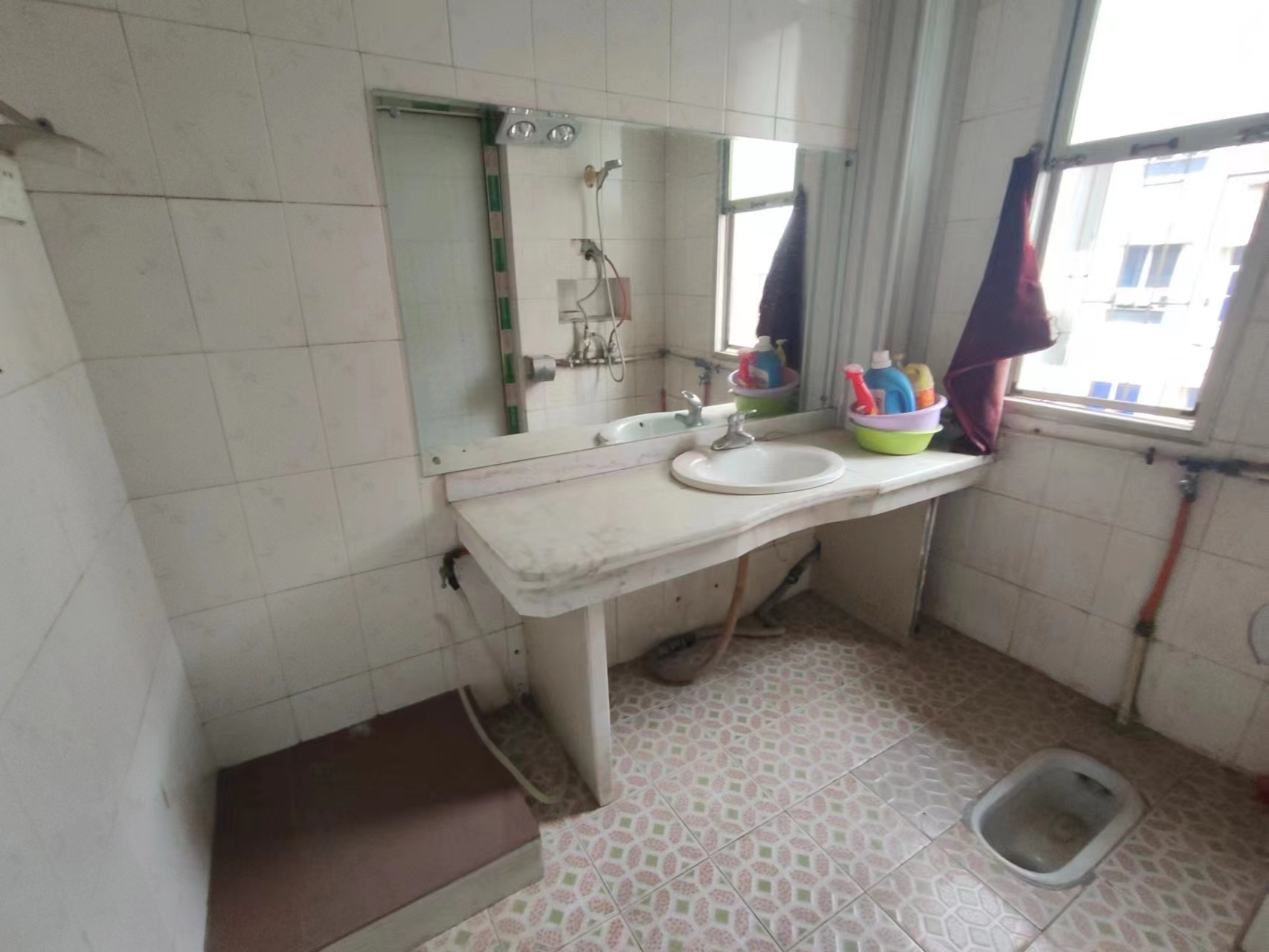 中兴村 2室2厅1卫 25.0万 中兴村 2室2厅1卫 25.0万室内图