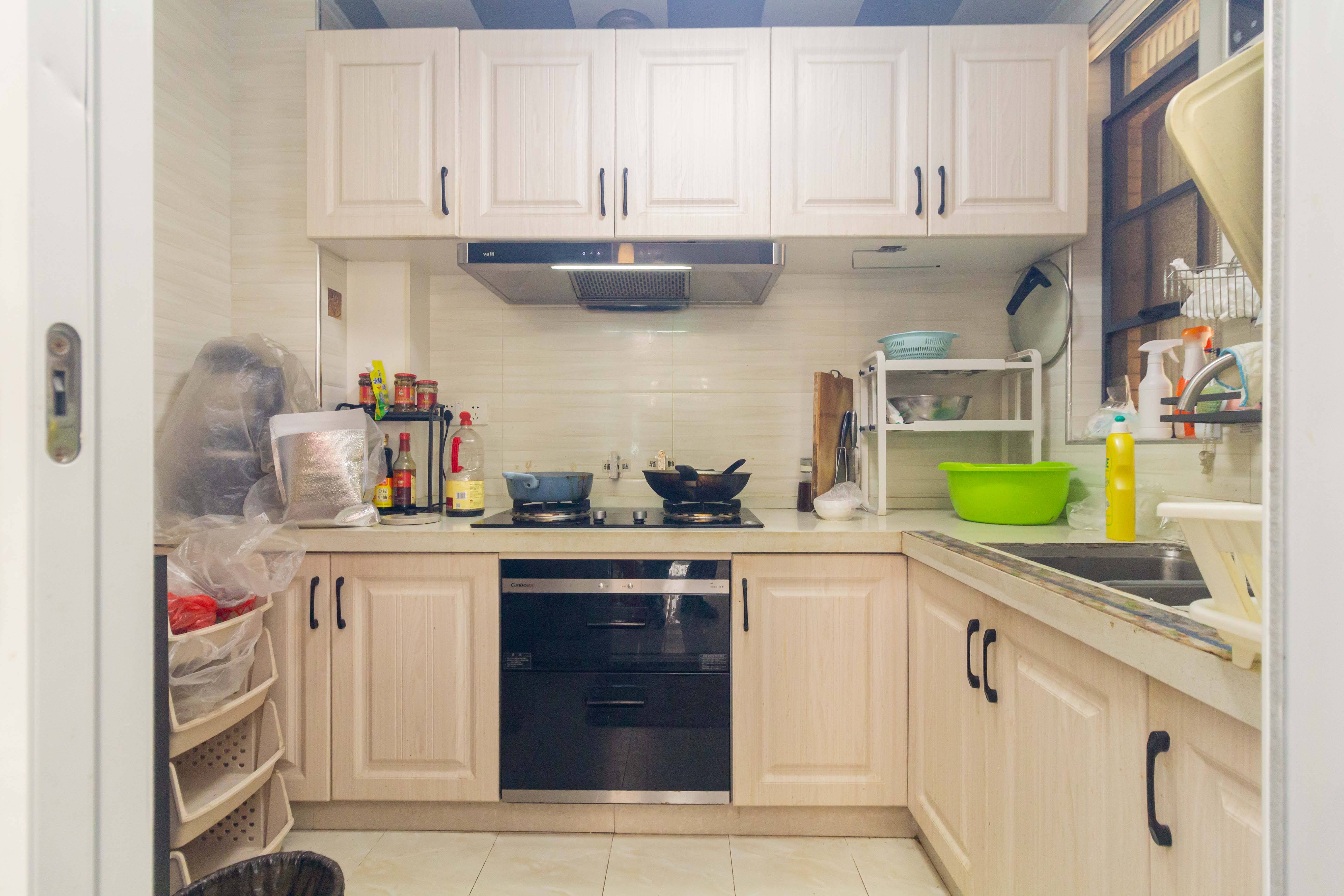 中国铁建国际城二期  3室2厅1卫    48.8万厨房