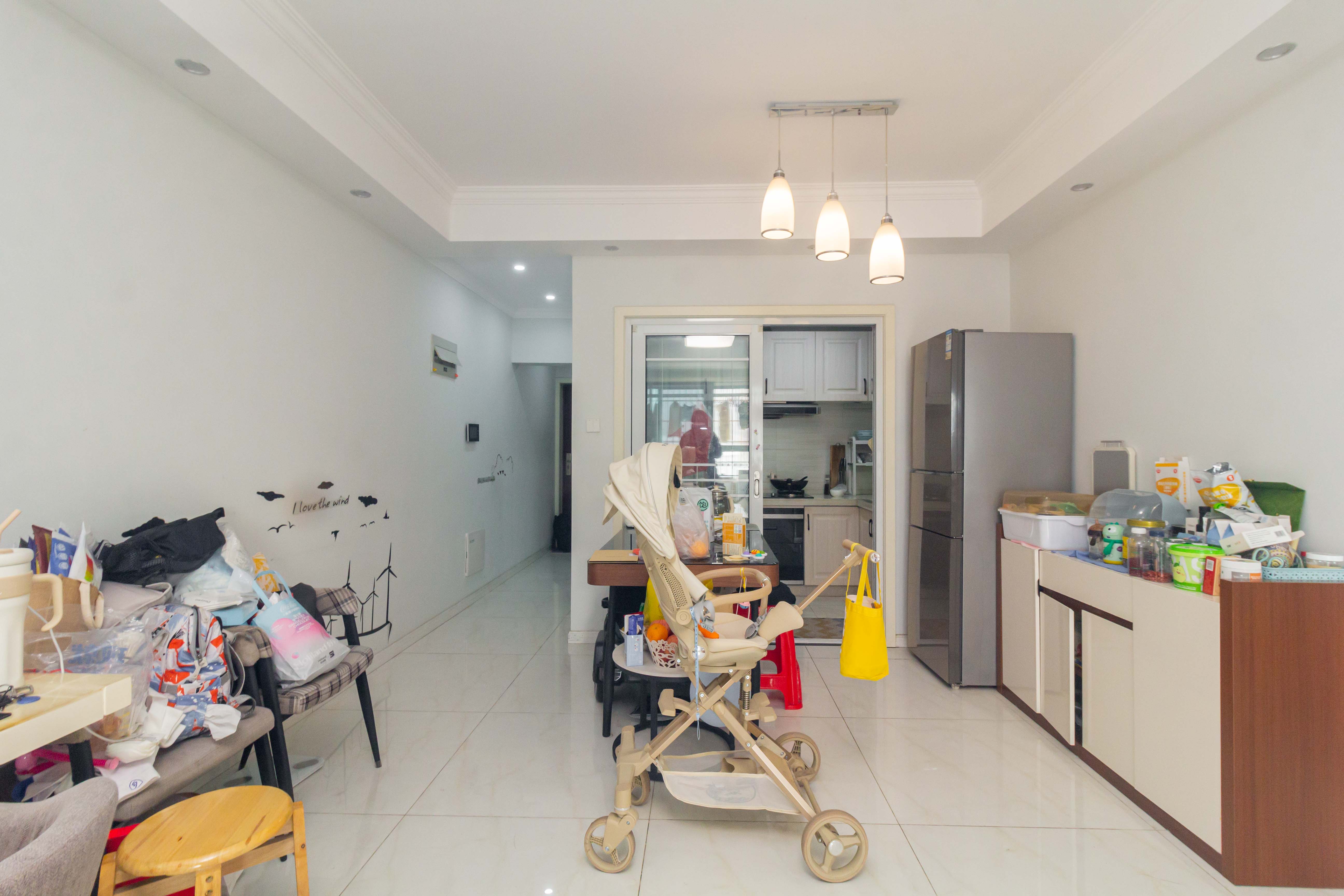 中国铁建国际城二期  3室2厅1卫    48.8万 中国铁建国际城二期  3室2厅1卫    48.8万客厅