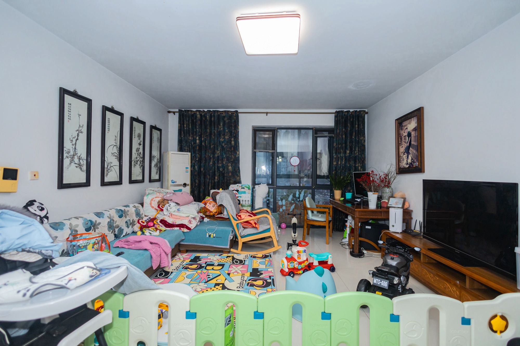 美林水郡  3室2厅1卫    96.8万 美林水郡  3室2厅1卫    96.8万客厅