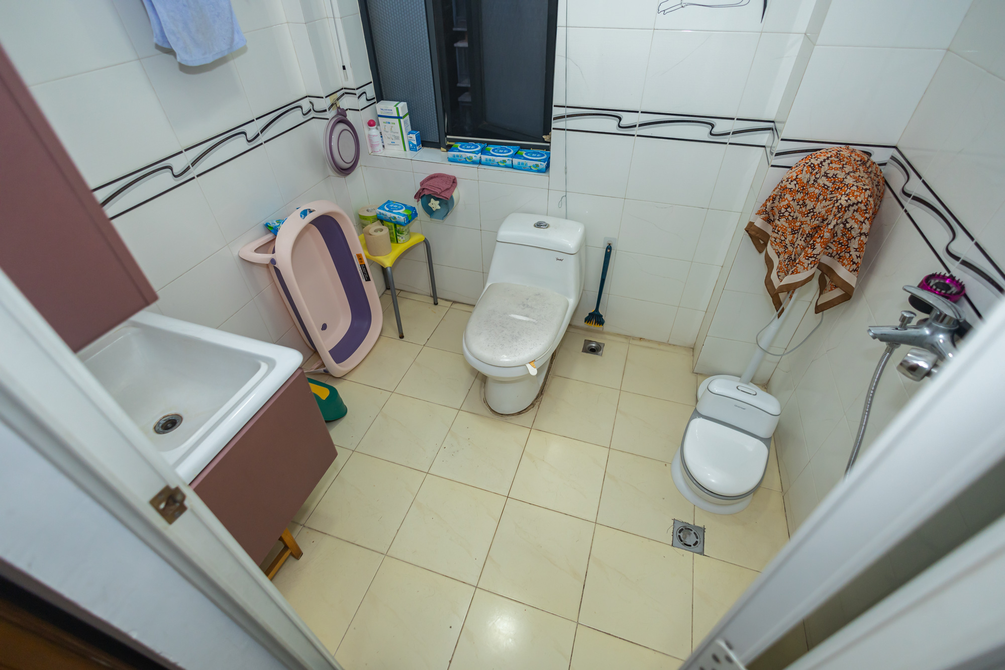 美林水郡  3室2厅1卫    96.8万 美林水郡  3室2厅1卫    96.8万卫生间