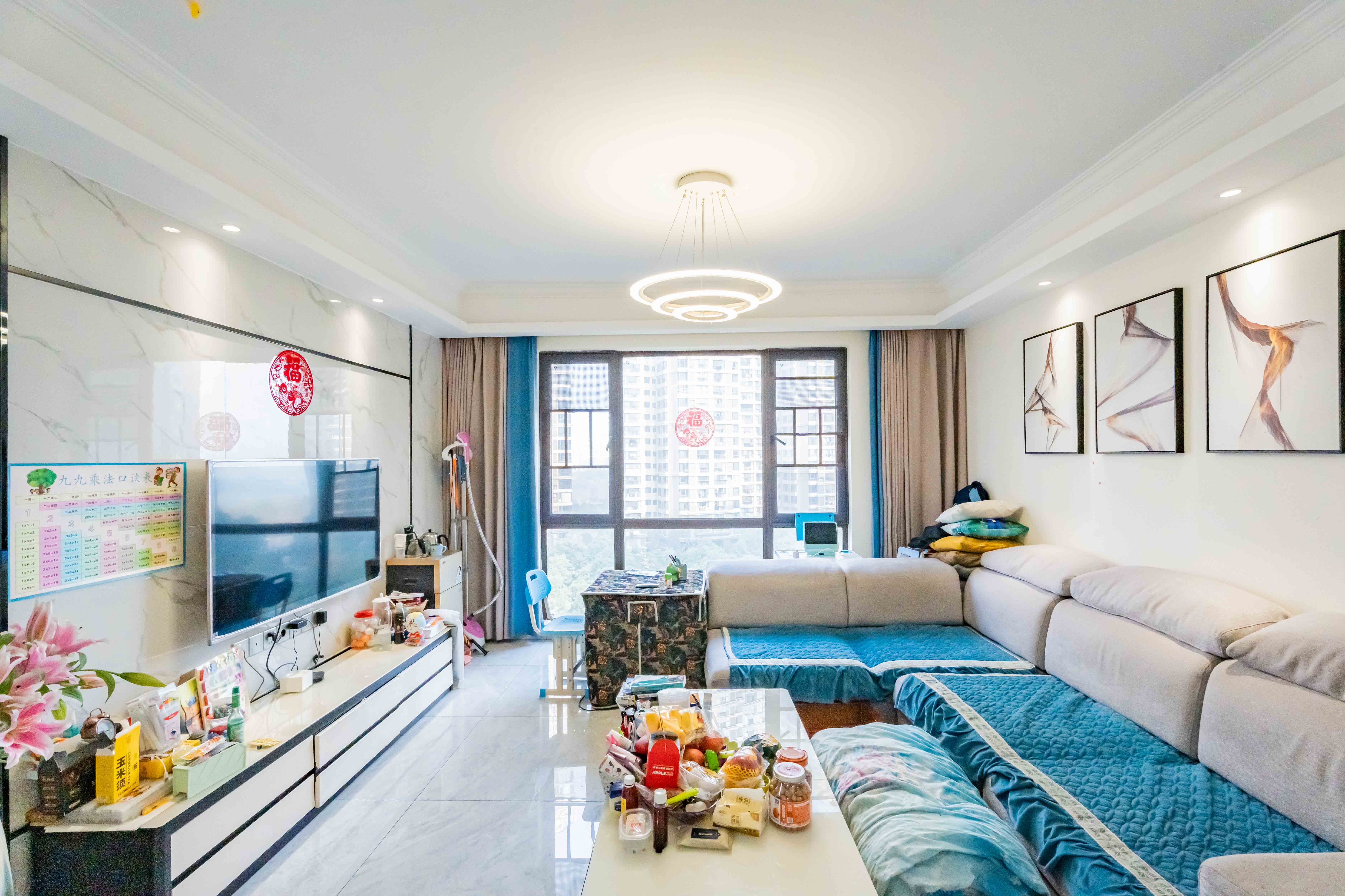 海洋半岛（月珑湾）  3室2厅2卫    119.0万客厅