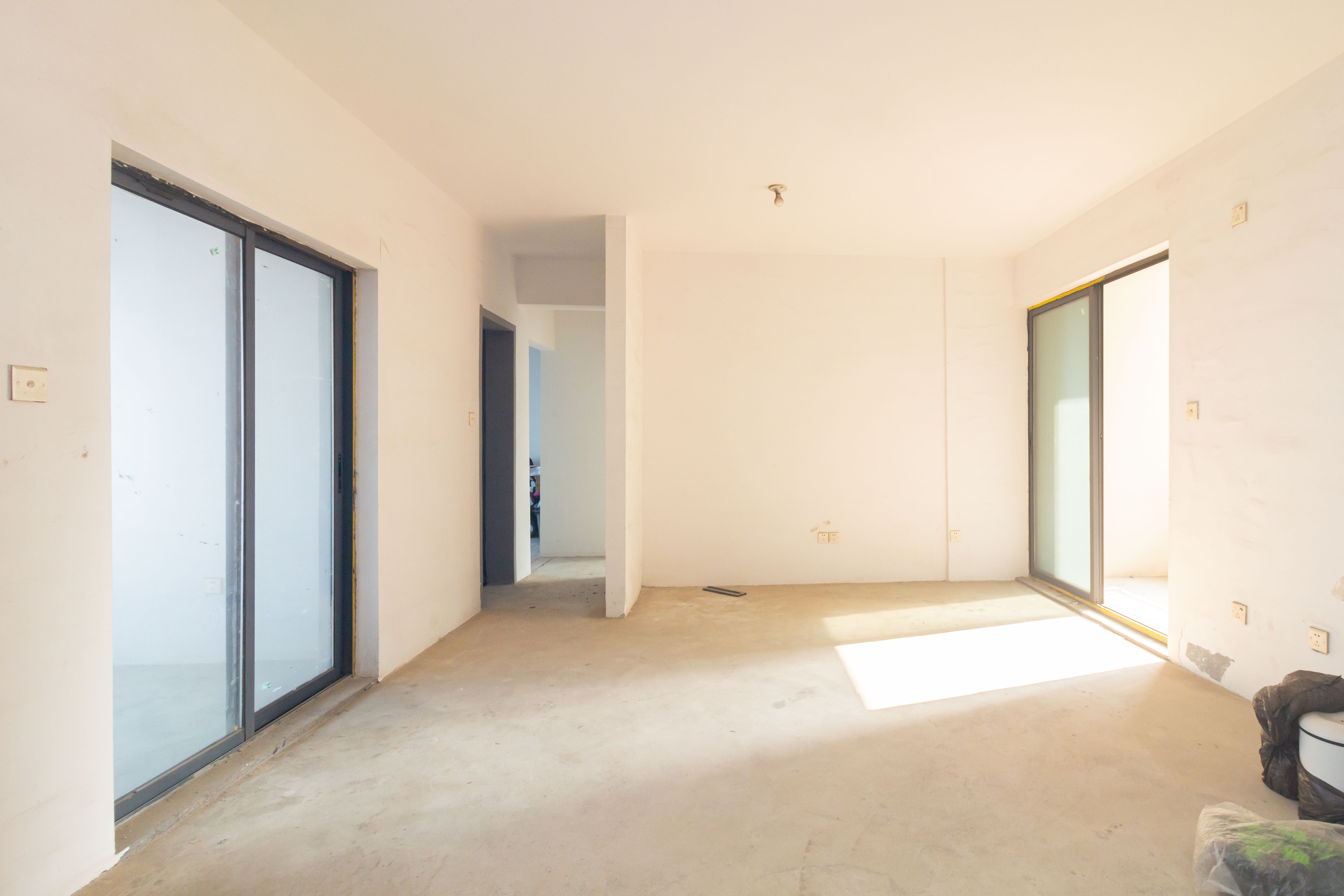 中国铁建国际城二期  3室2厅1卫   58.00万