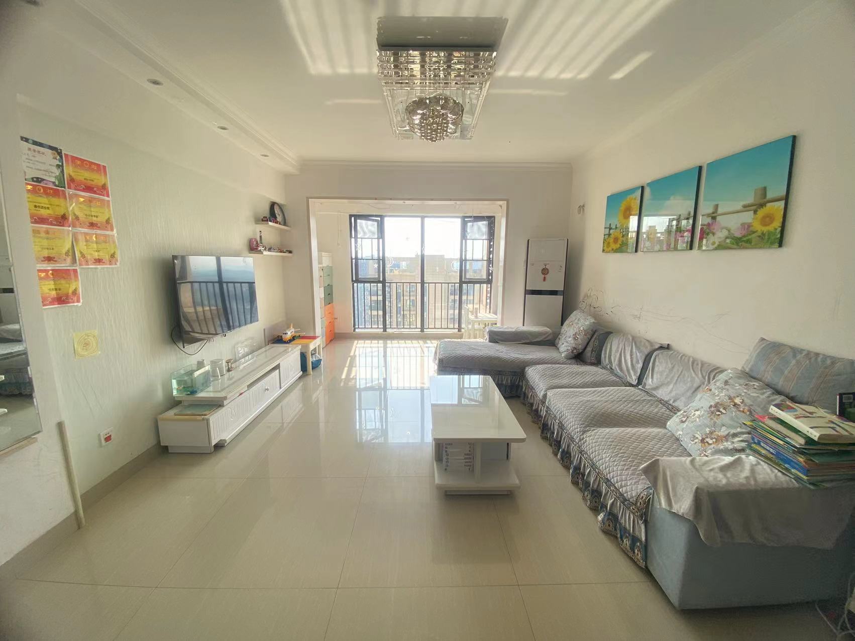 佳兆业金域天下二期 3室2厅2卫 65.0万 佳兆业金域天下二期 3室2厅2卫 65.0万室内图