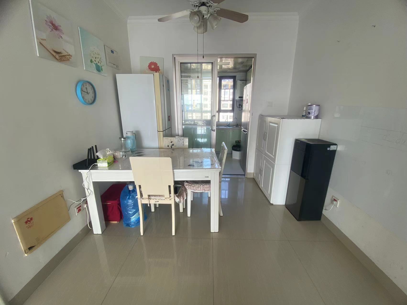 佳兆业金域天下二期 3室2厅2卫 65.0万 佳兆业金域天下二期 3室2厅2卫 65.0万室内图