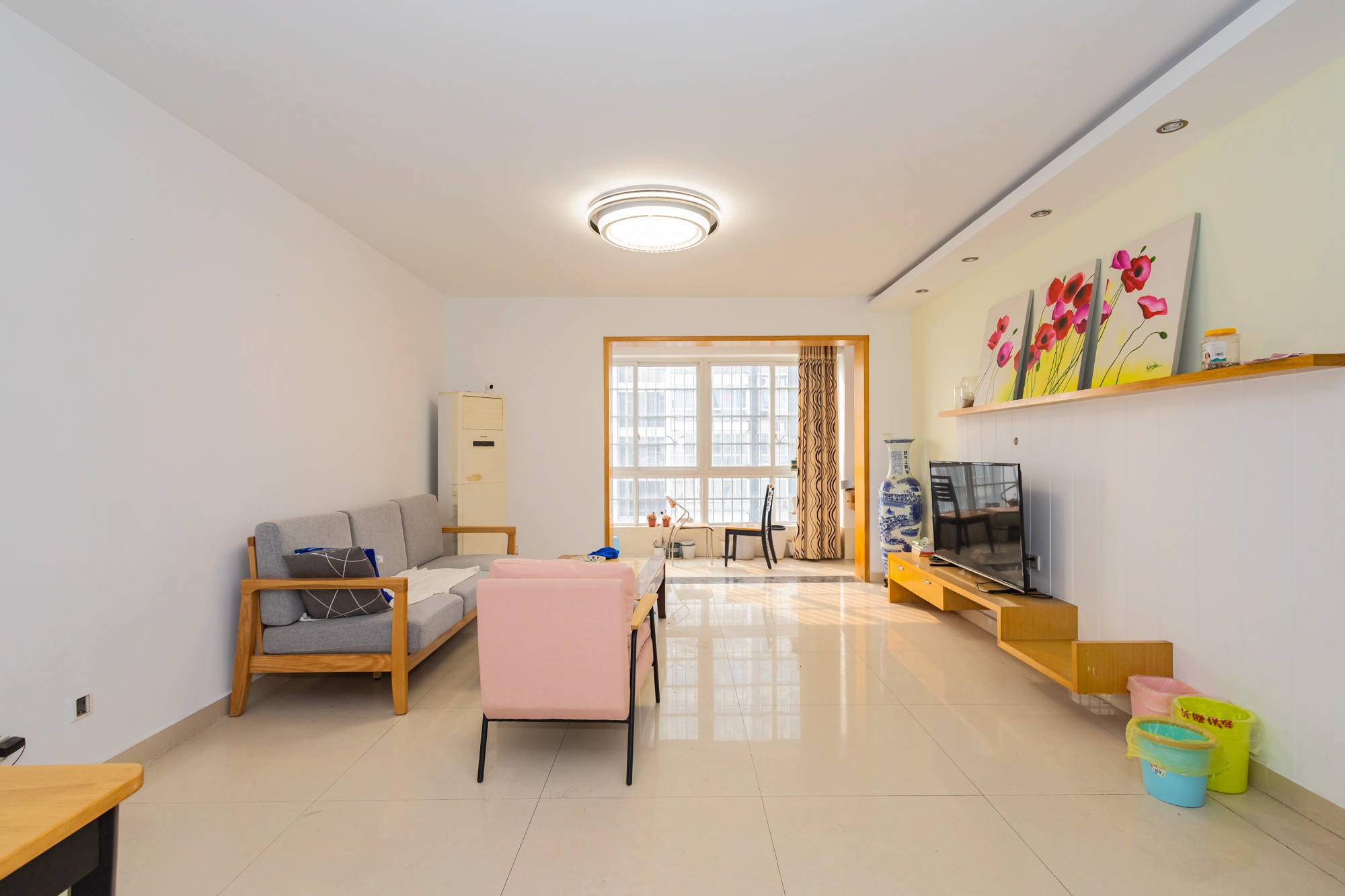 星沙教师公寓 3室2厅2卫 71.0万 星沙教师公寓 3室2厅2卫 71.0万客厅