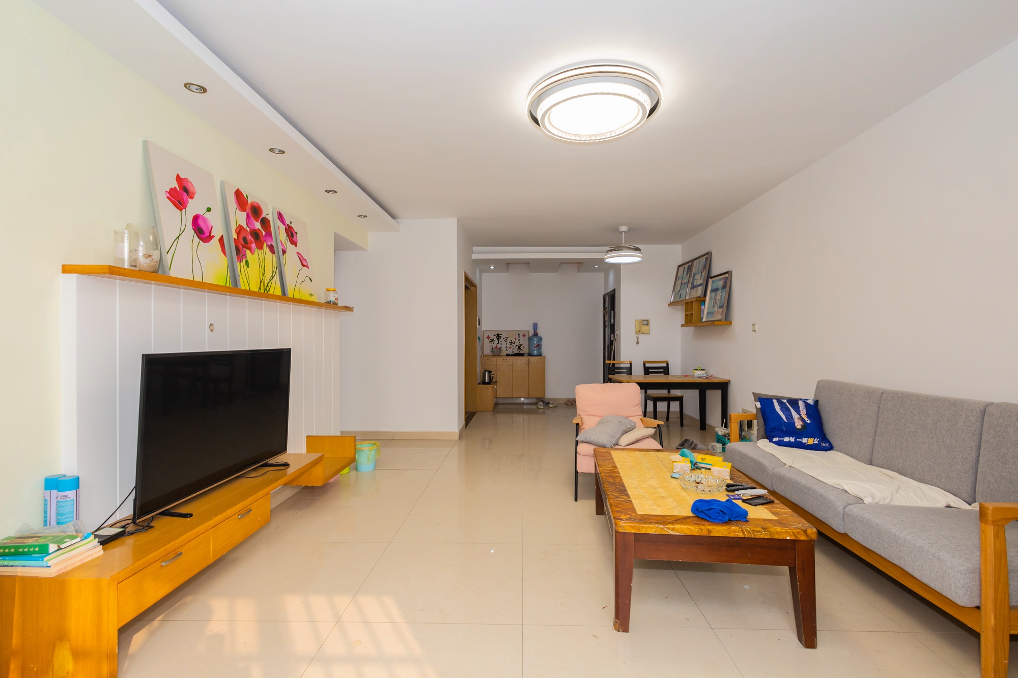 星沙教师公寓 3室2厅2卫 71.0万 星沙教师公寓 3室2厅2卫 71.0万客厅