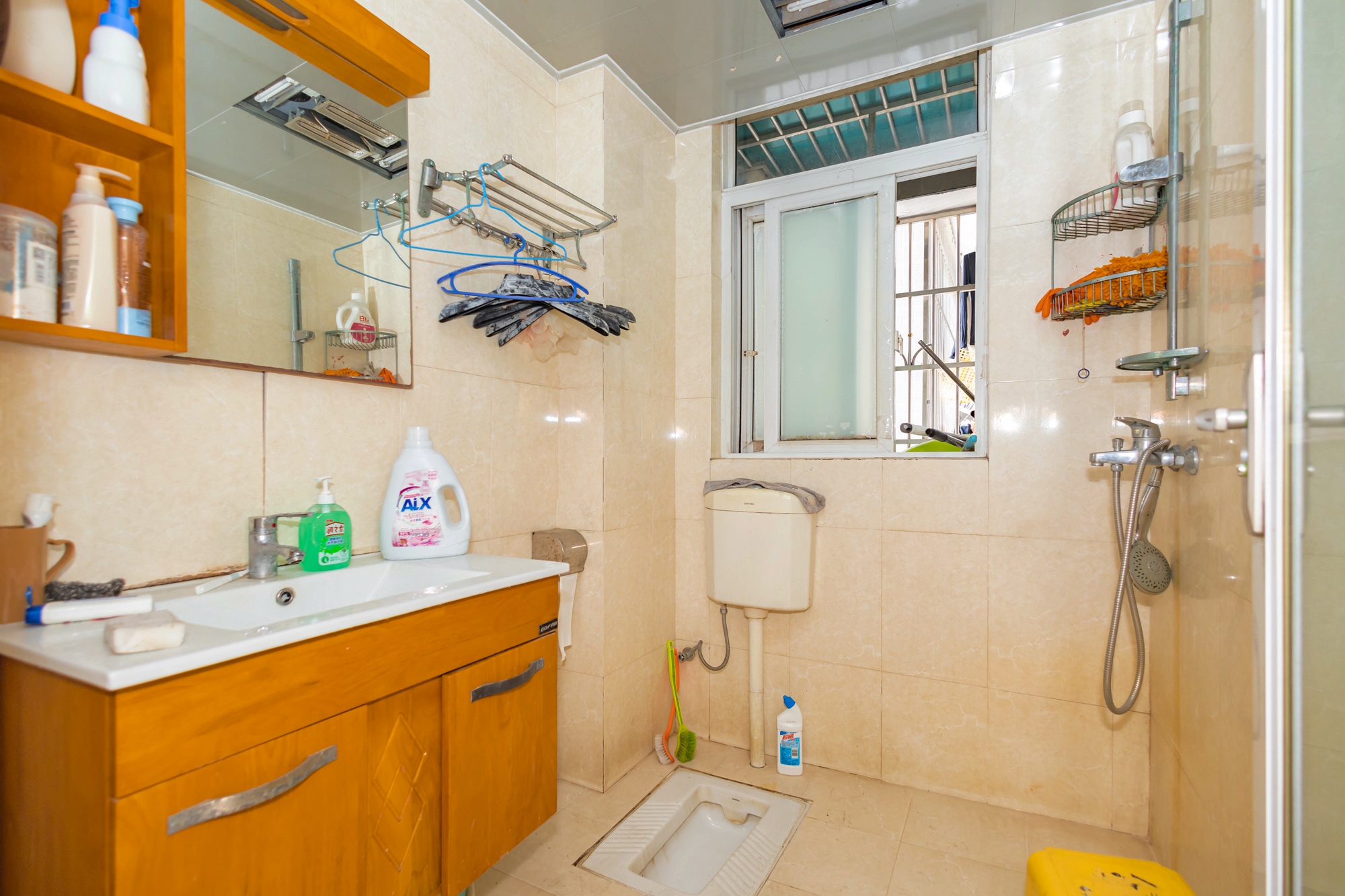 星沙教师公寓 3室2厅2卫 71.0万 星沙教师公寓 3室2厅2卫 71.0万卫生间