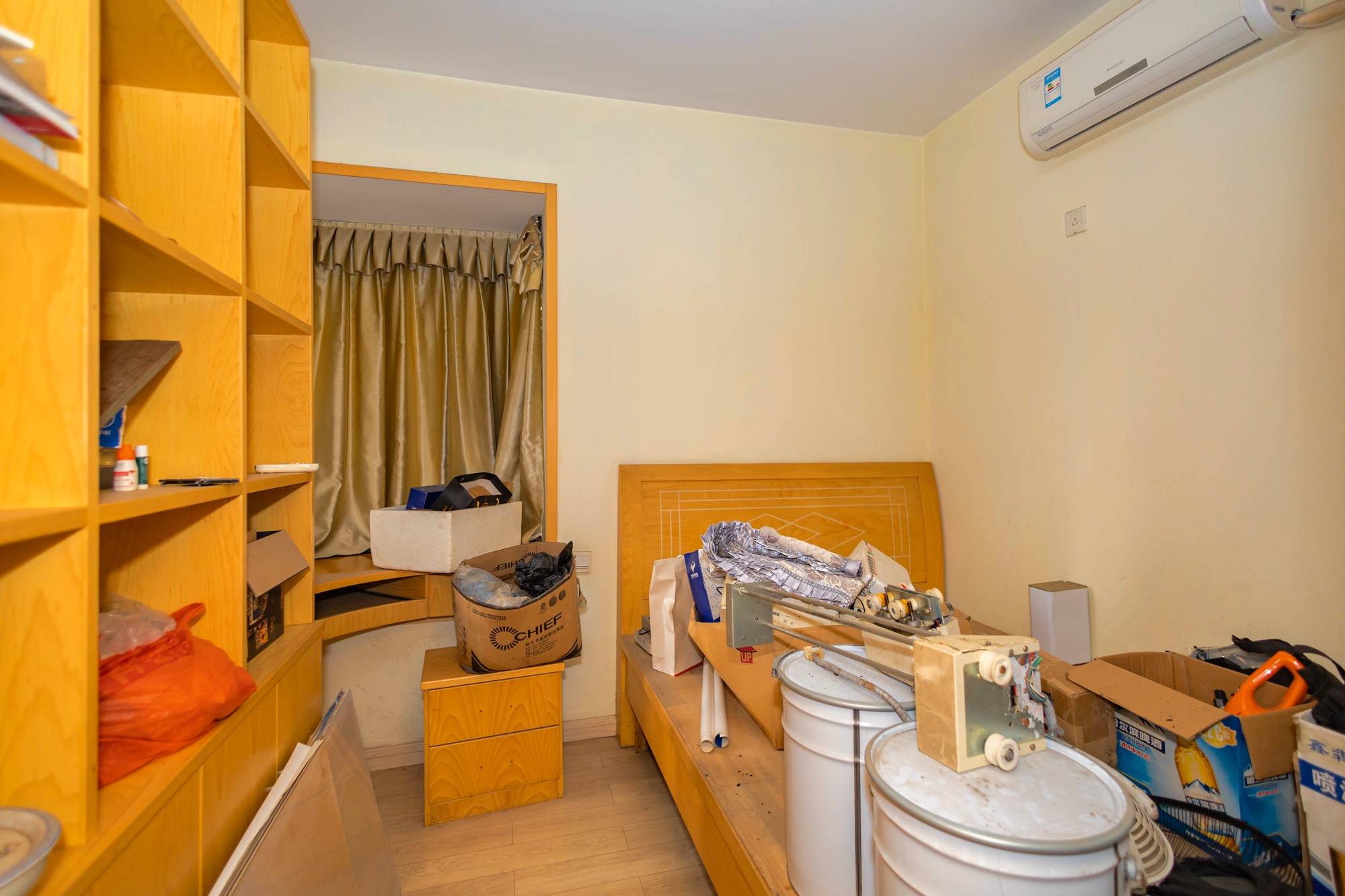 华润凤凰城一期 2室2厅1卫 52.0万 华润凤凰城一期 2室2厅1卫 52.0万卧室