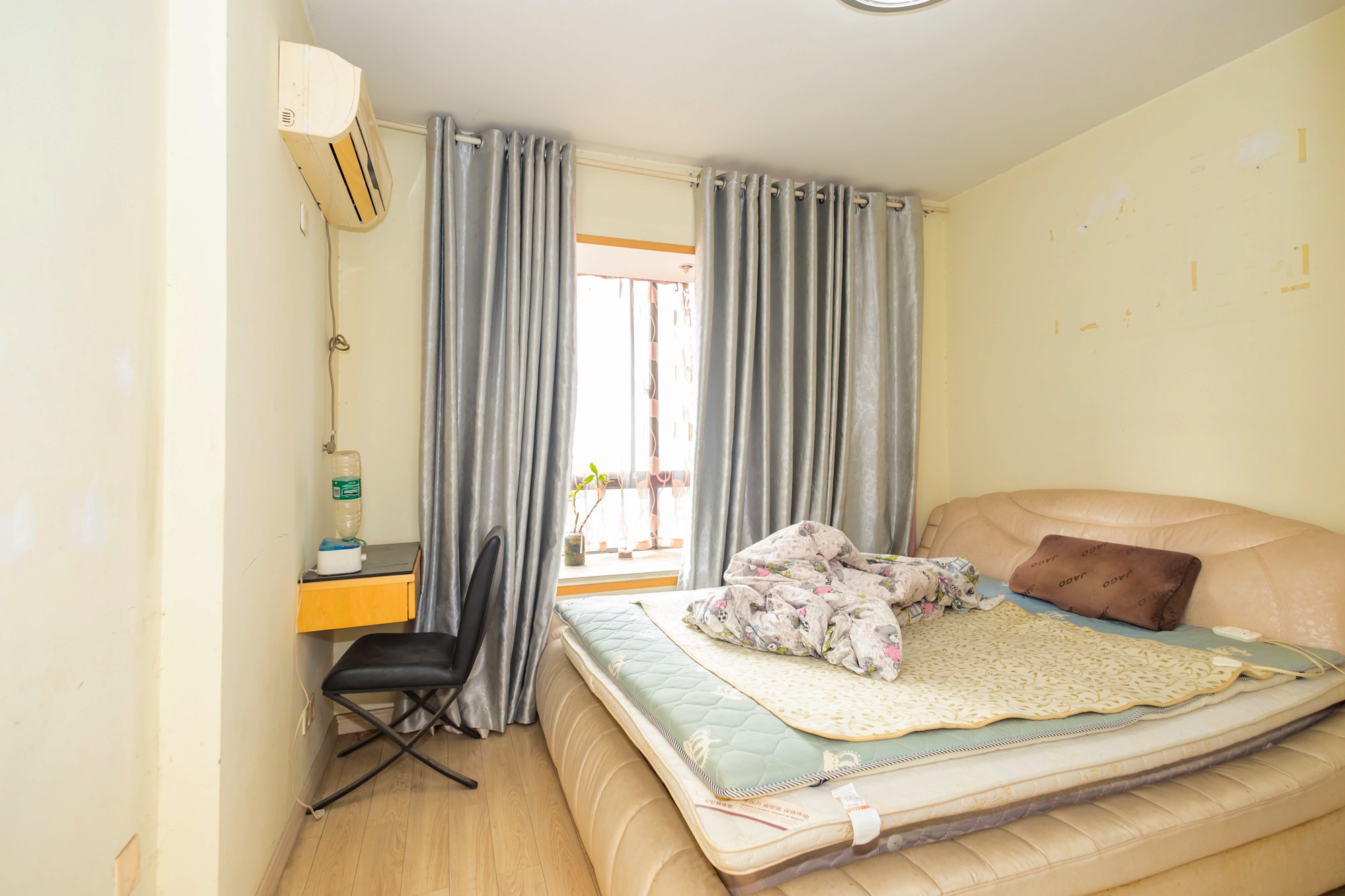 华润凤凰城一期 2室2厅1卫 52.0万 华润凤凰城一期 2室2厅1卫 52.0万卧室