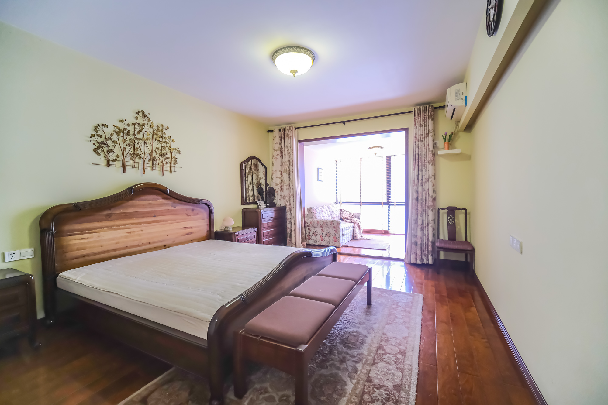 美林水郡  4室2厅2卫    247.8万 美林水郡  4室2厅2卫    247.8万卧室