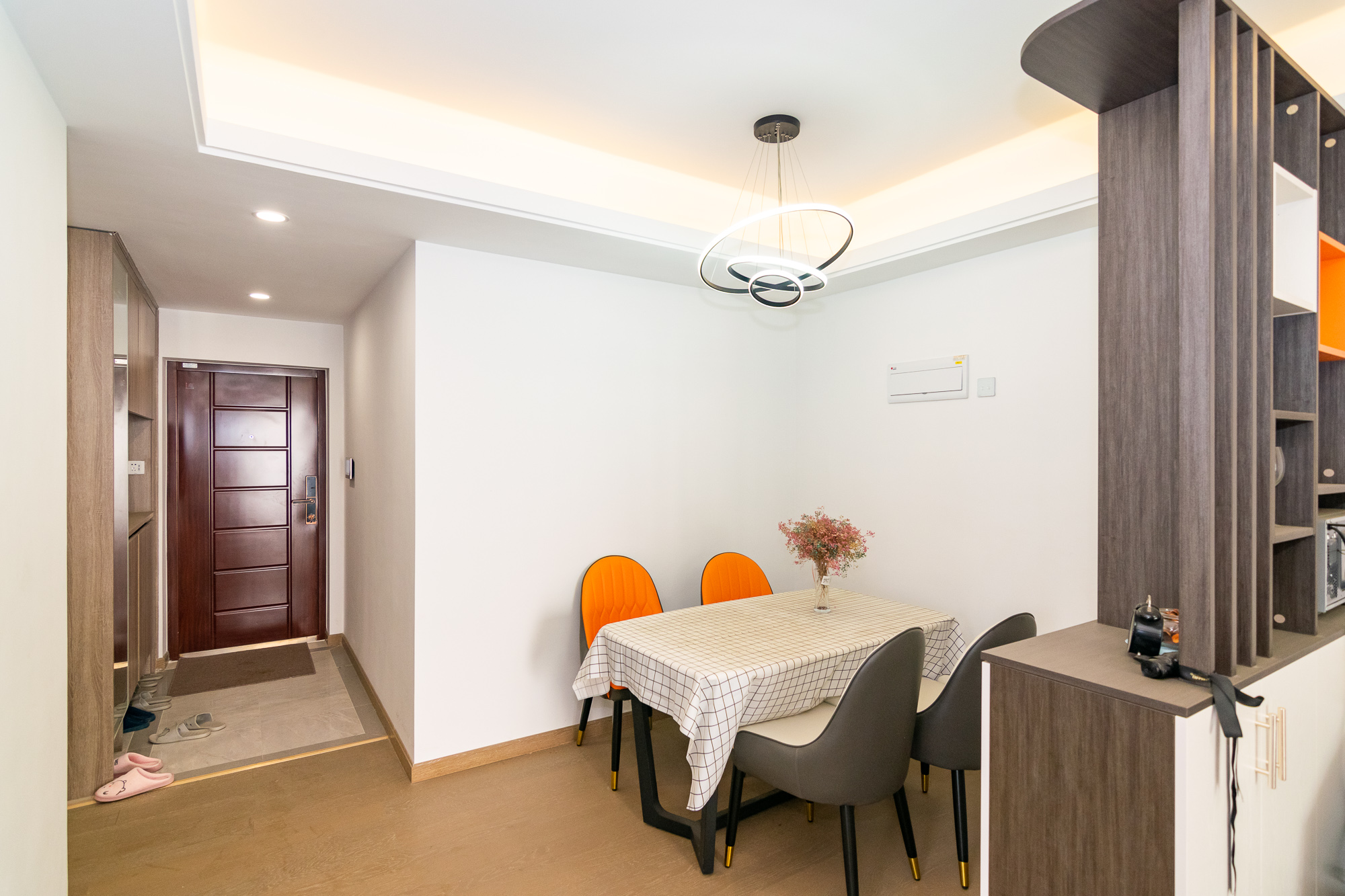 美的翰城 3室2厅2卫 74.8万 美的翰城 3室2厅2卫 74.8万其他