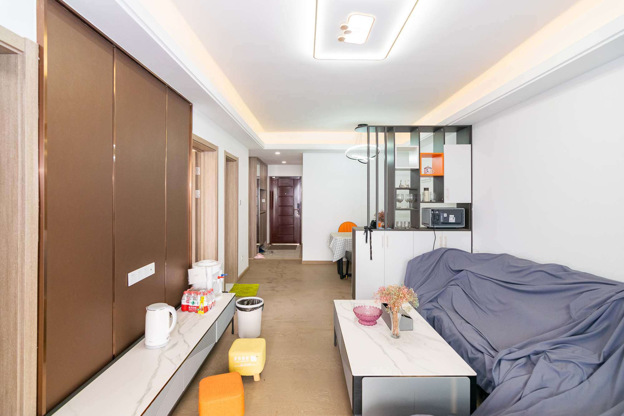 美的翰城 3室2厅2卫 74.8万 美的翰城 3室2厅2卫 74.8万客厅