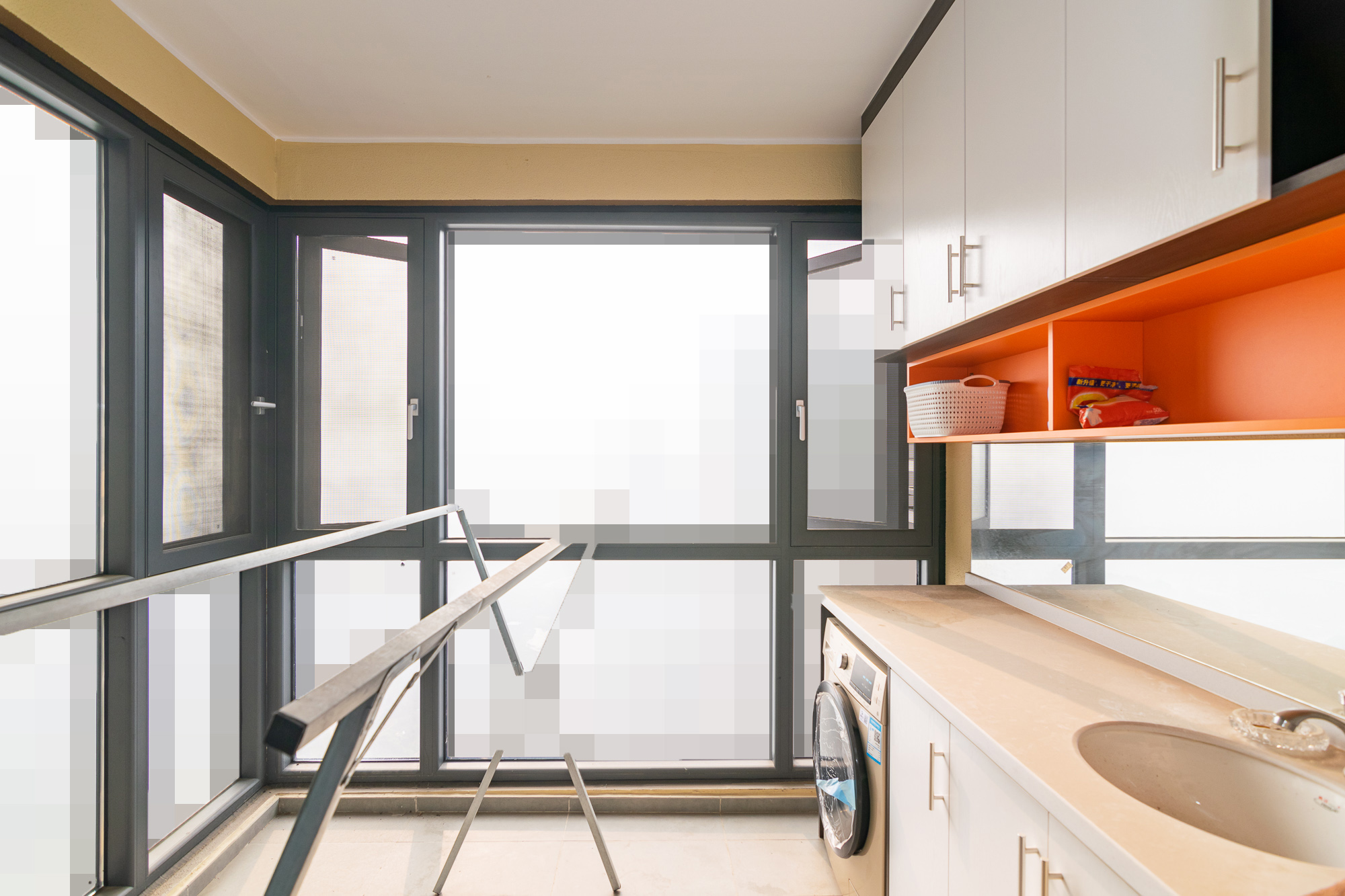 美的翰城 3室2厅2卫 74.8万 美的翰城 3室2厅2卫 74.8万阳台