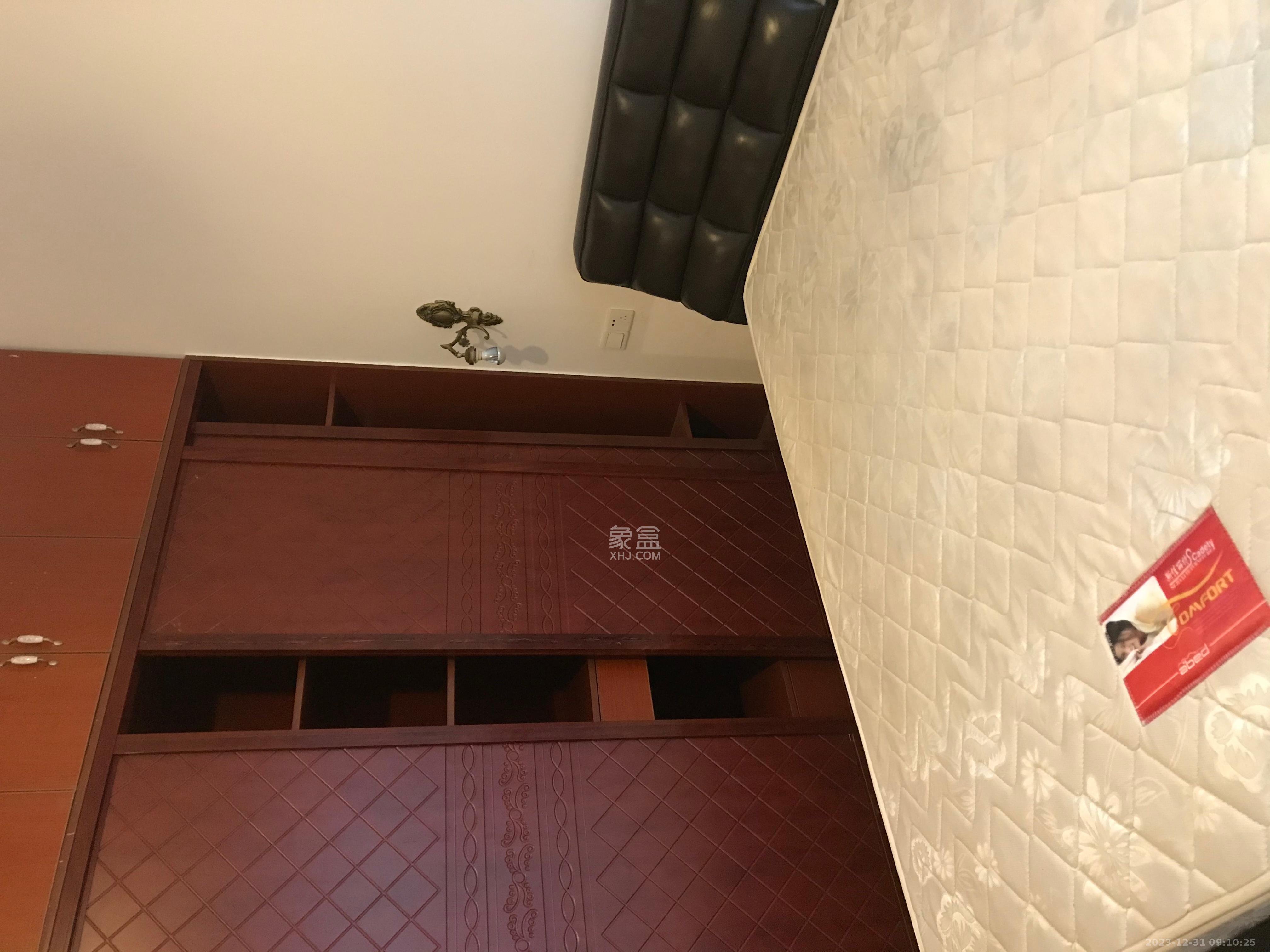 汀湘十里  3室2厅1卫   2200.00元/月室内图