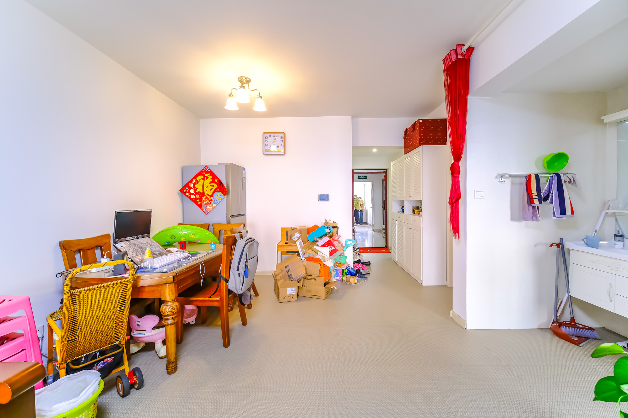 保利香槟国际 2室2厅1卫 68.0万 保利香槟国际 2室2厅1卫 68.0万客厅