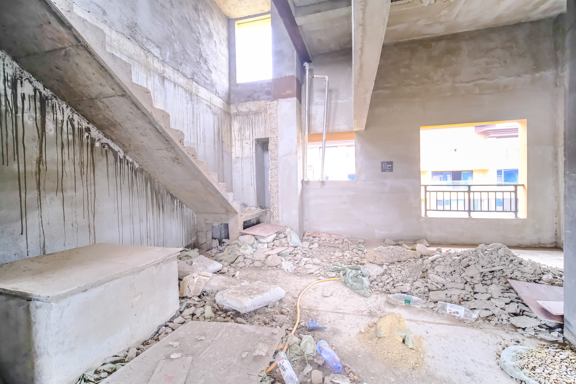 合能枫丹新里  5室2厅3卫    188.0万 合能枫丹新里  5室2厅3卫    188.0万其他