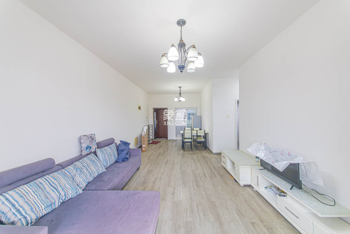 中建芙蓉嘉苑 3室2厅2卫 109.99万 中建芙蓉嘉苑 3室2厅2卫 109.99万客厅