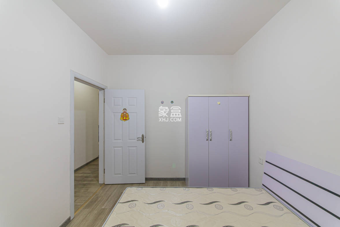 中建芙蓉嘉苑 3室2厅2卫 109.99万 中建芙蓉嘉苑 3室2厅2卫 109.99万卧室