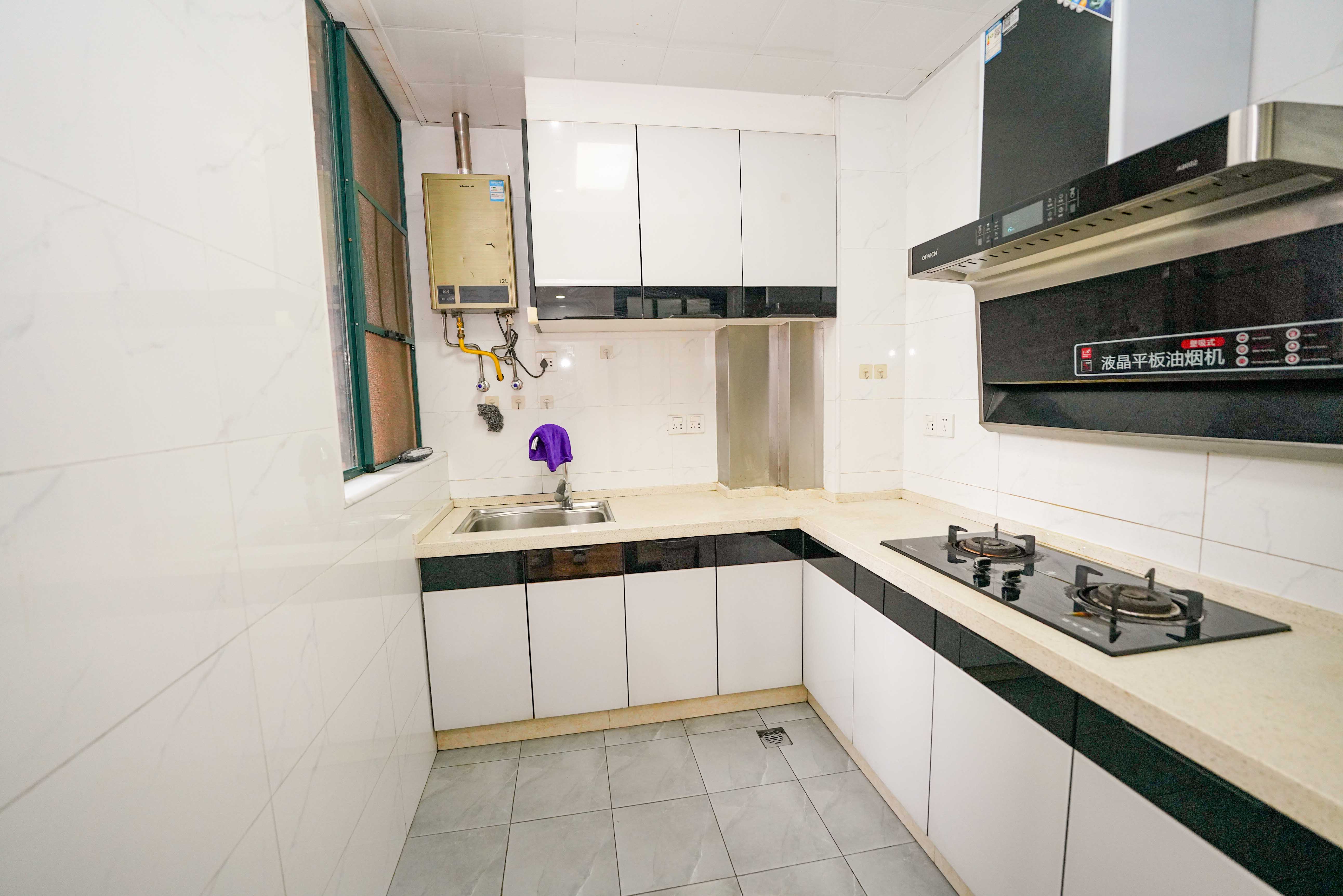 丽发新城  3室2厅1卫    81.9万其他