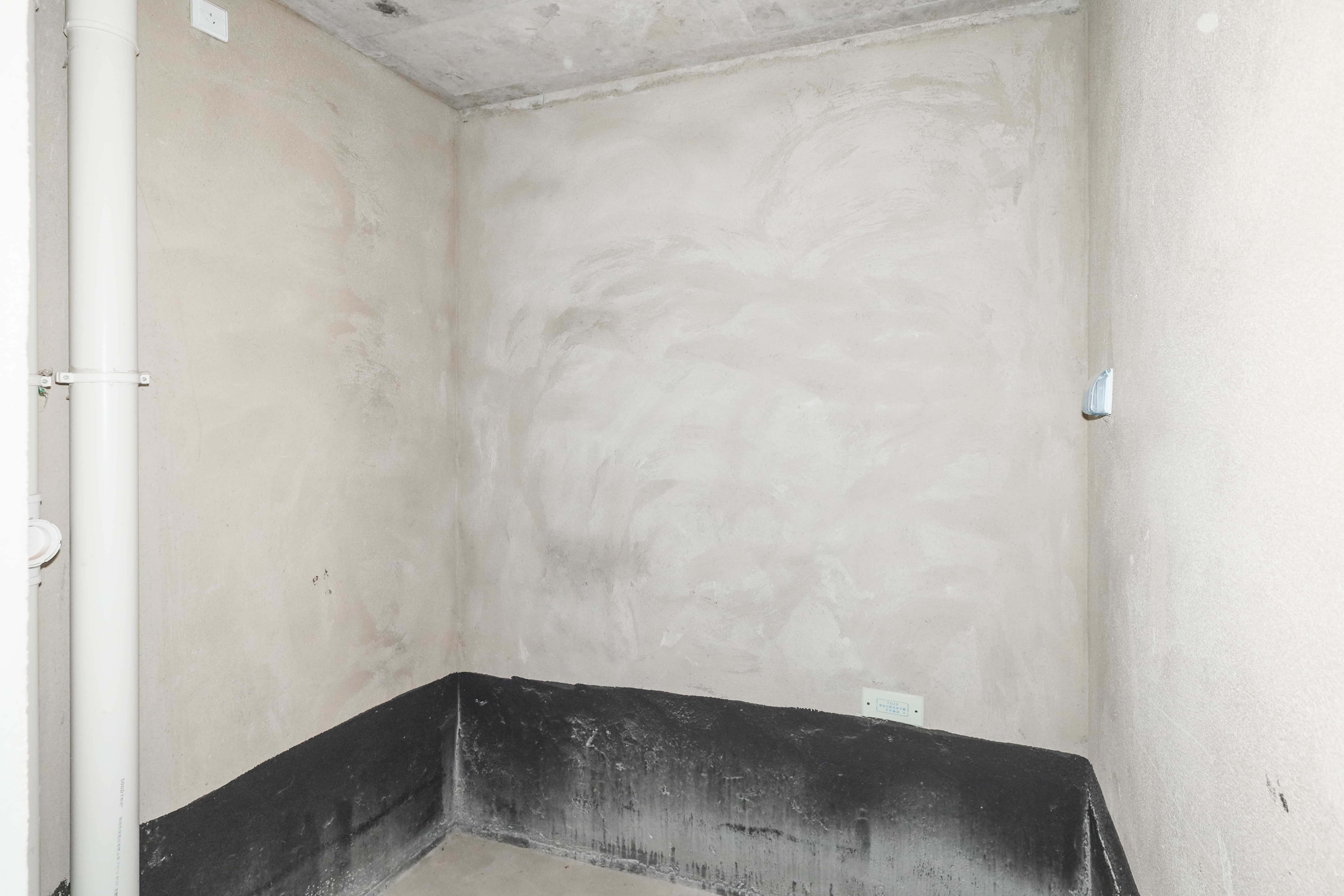建发央著  3室2厅2卫   200.00万卫生间