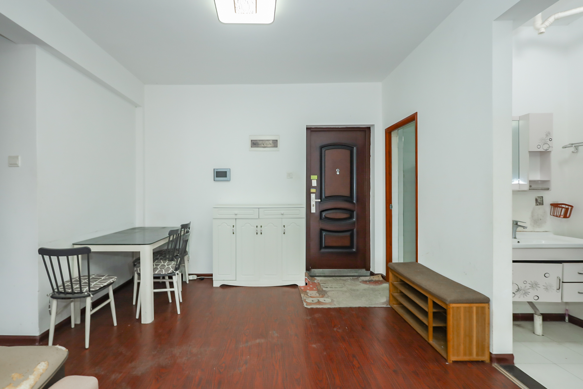 世茂外滩里(世茂铂翠湾三期) 3室2厅1卫 145.0万 世茂外滩里(世茂铂翠湾三期) 3室2厅1卫 145.0万其他