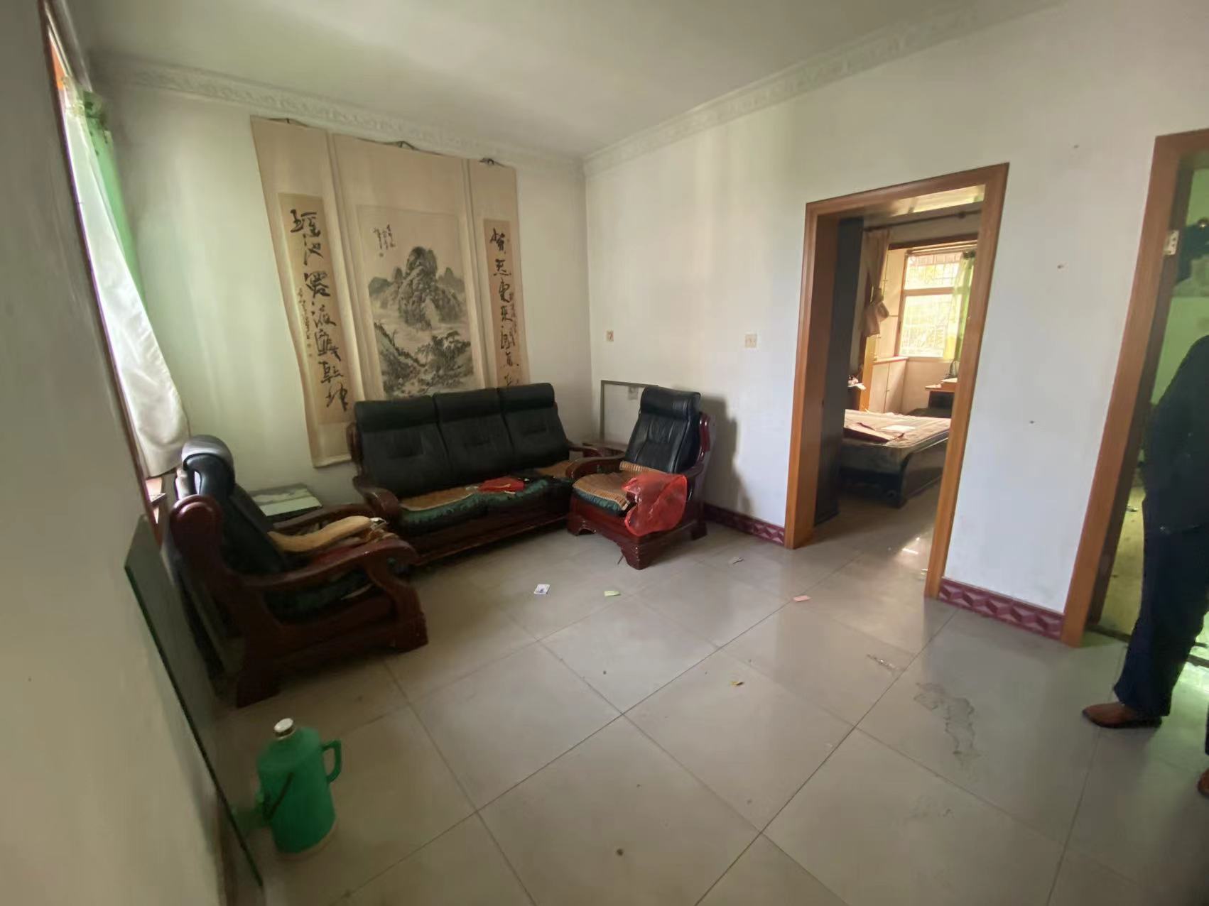 钻石花园 2室1厅1卫 32.8万 钻石花园 2室1厅1卫 32.8万室内图