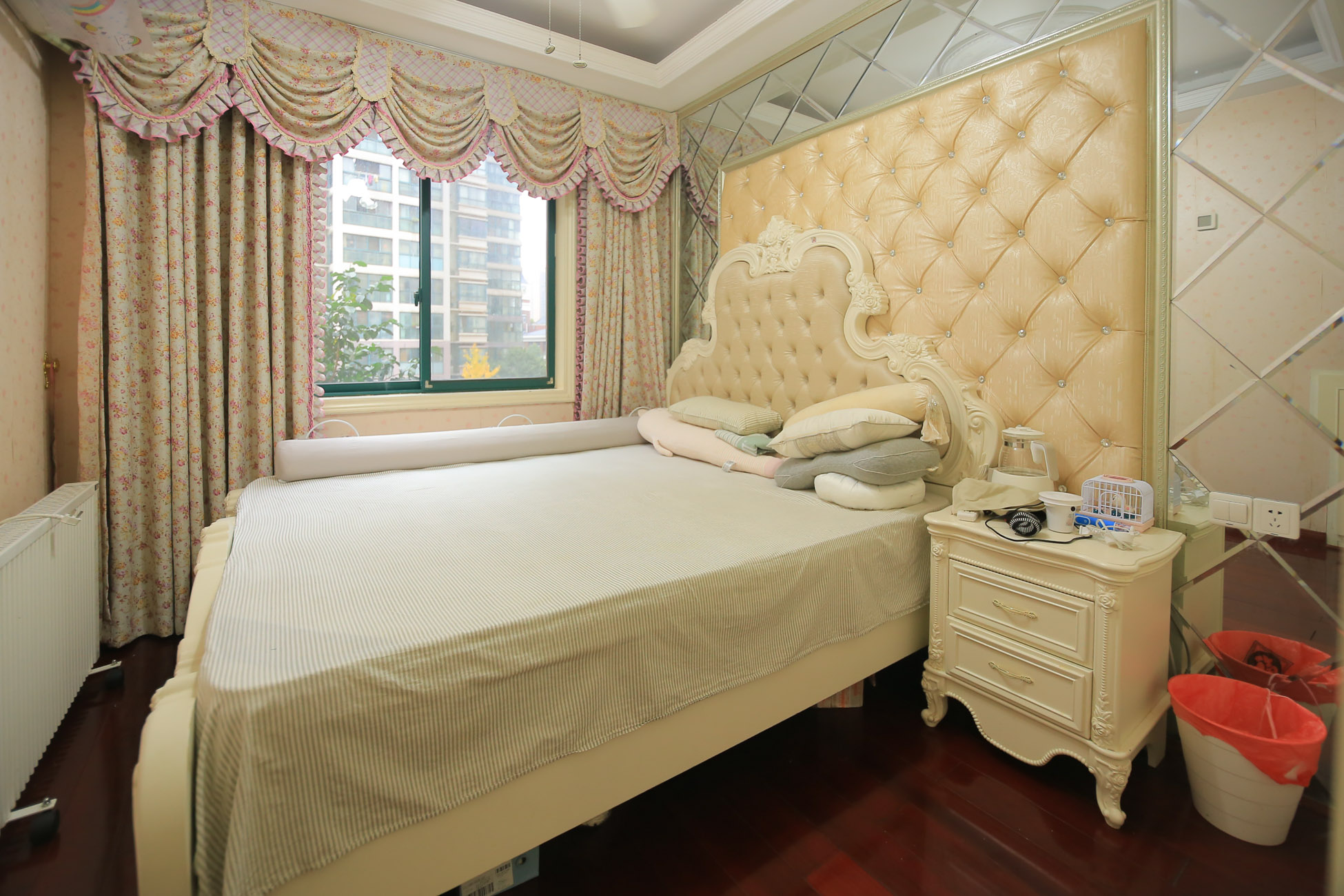 华盛世纪新城  3室2厅2卫    118.0万卧室