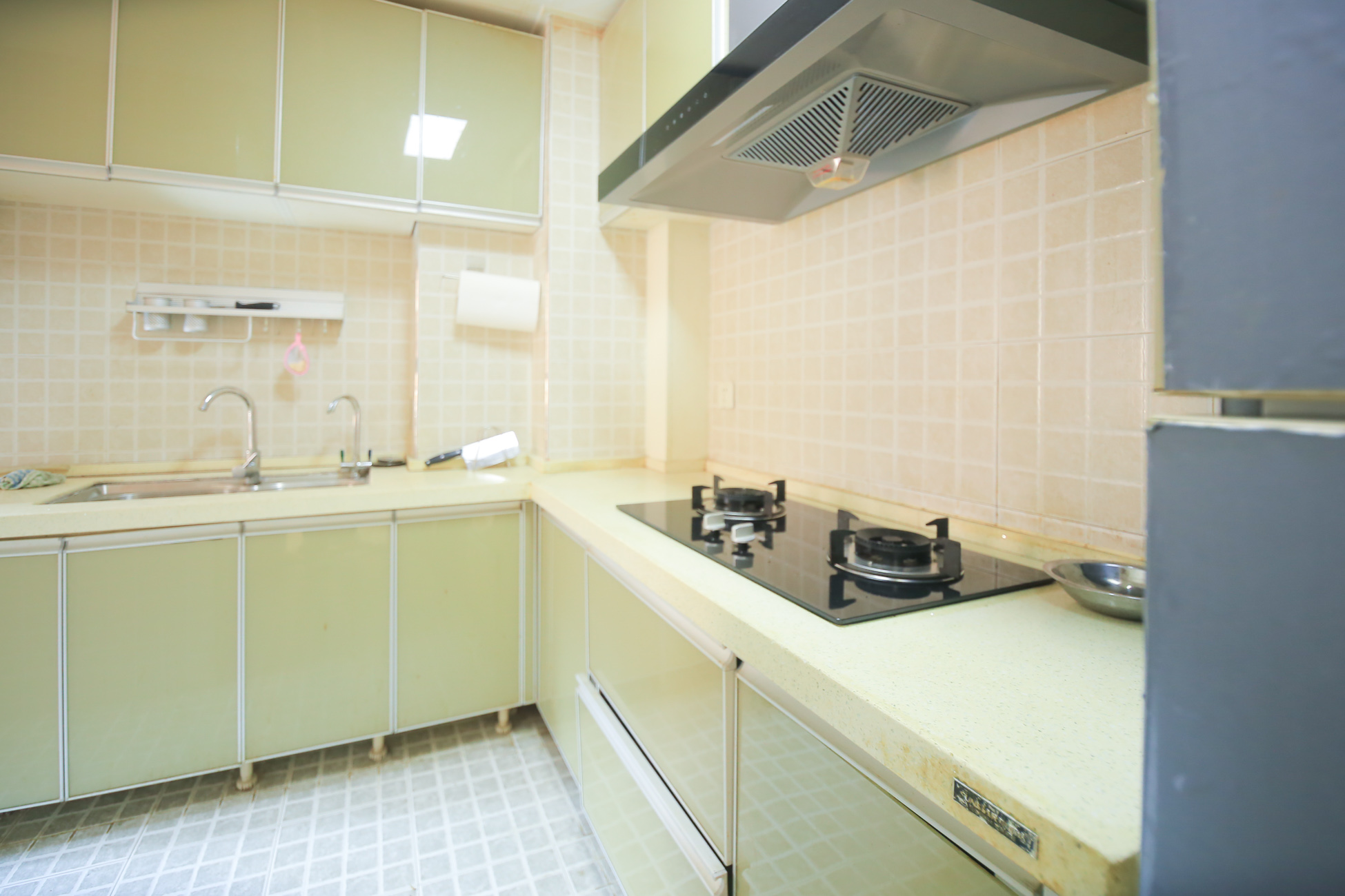 五矿万境水岸一期（万境水岸嘉苑）  2室2厅1卫    108.0万厨房