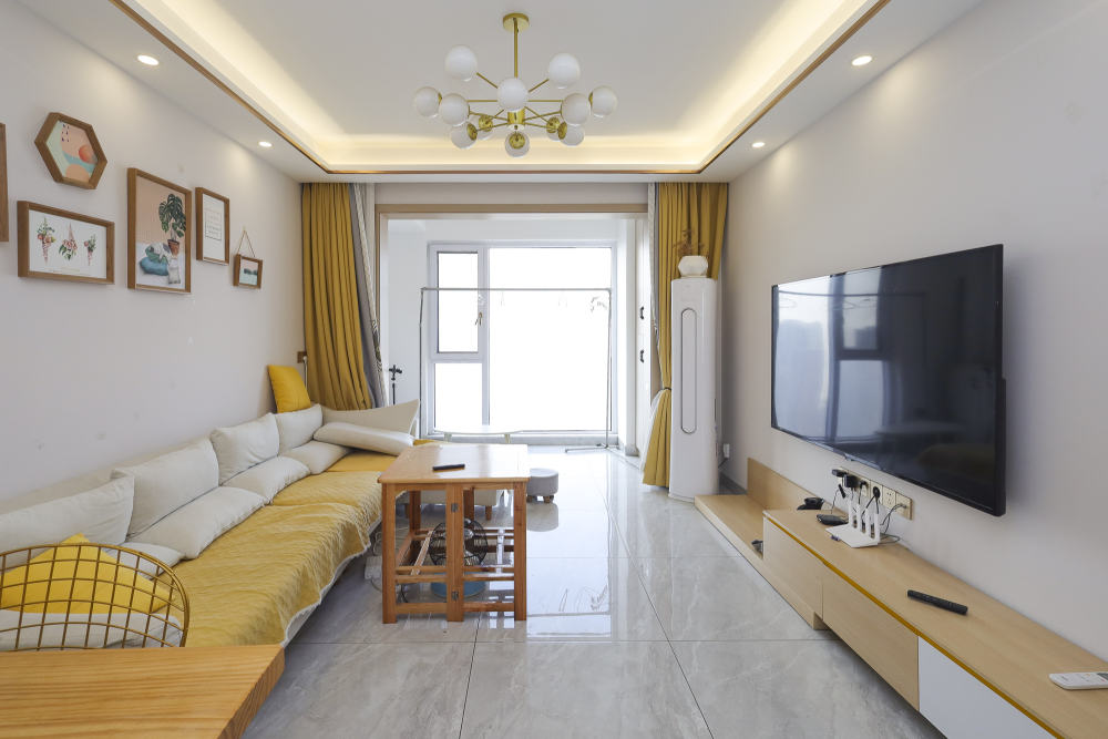 绿地海外滩二期  3室2厅1卫    80.0万