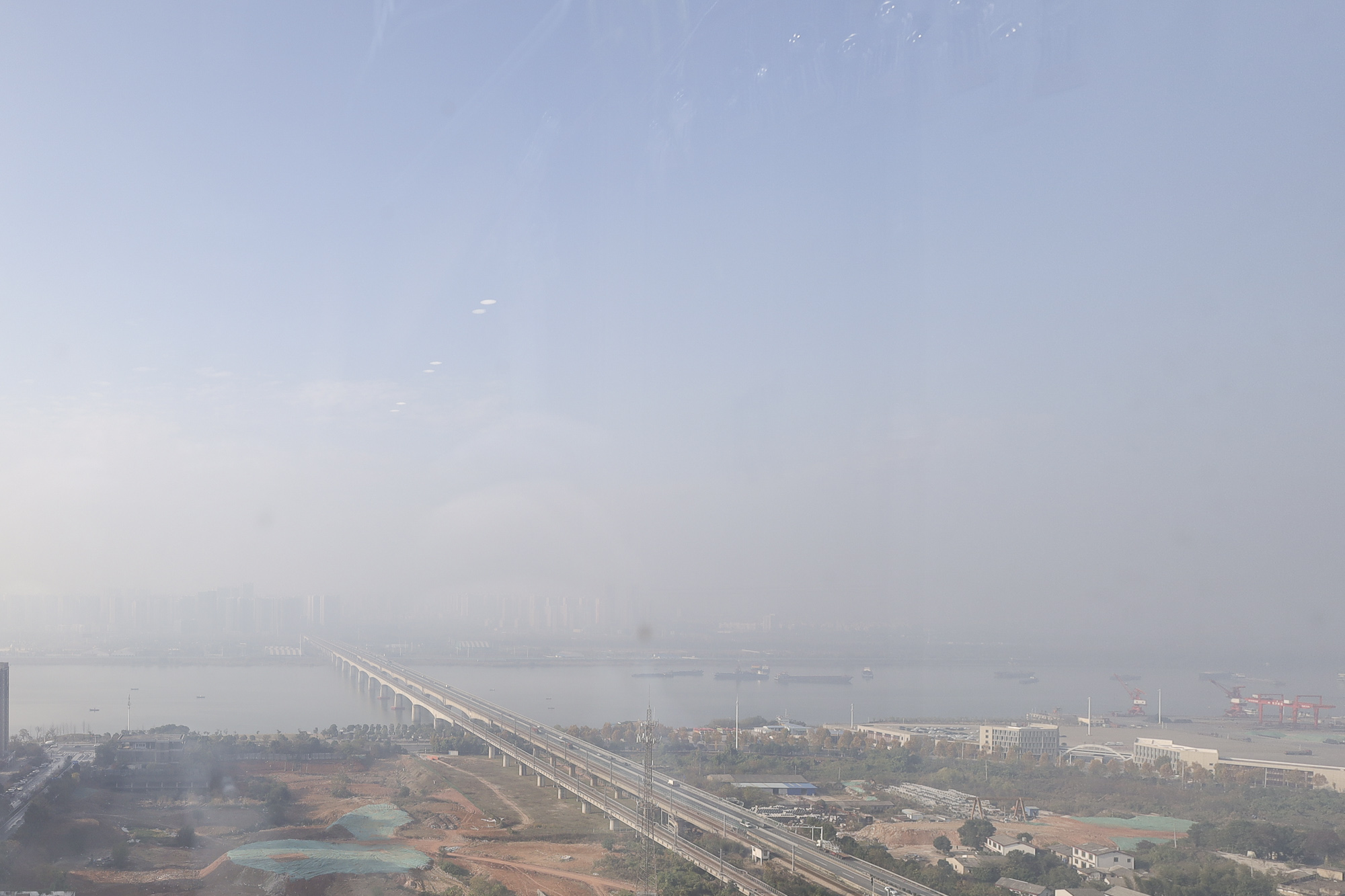 绿地海外滩二期 3室2厅1卫 80.0万 绿地海外滩二期 3室2厅1卫 80.0万其他