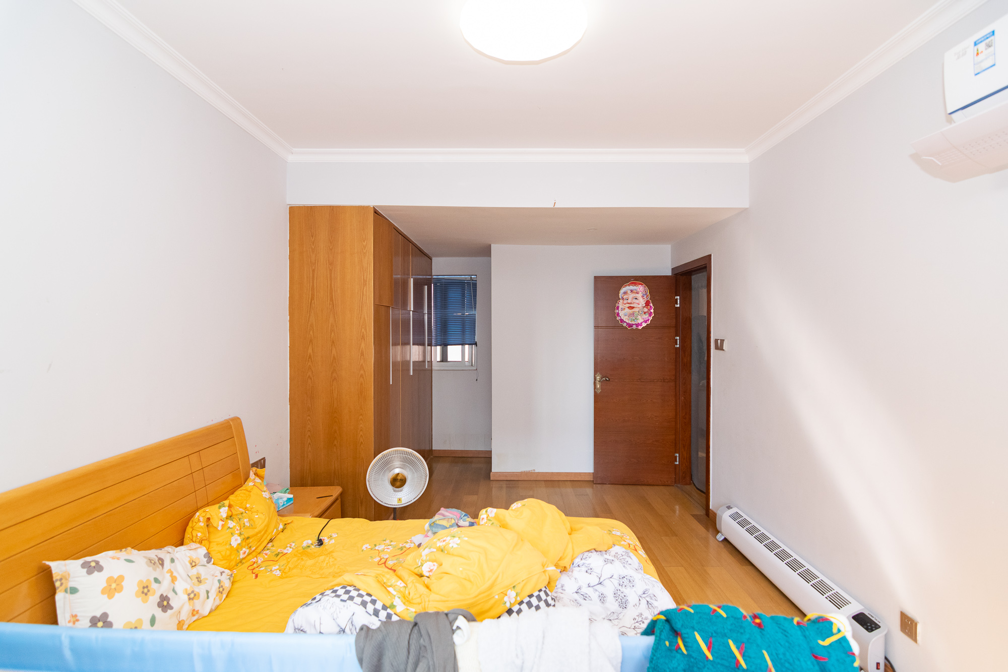 新城国际花都 3室2厅2卫 75.0万 新城国际花都 3室2厅2卫 75.0万卧室