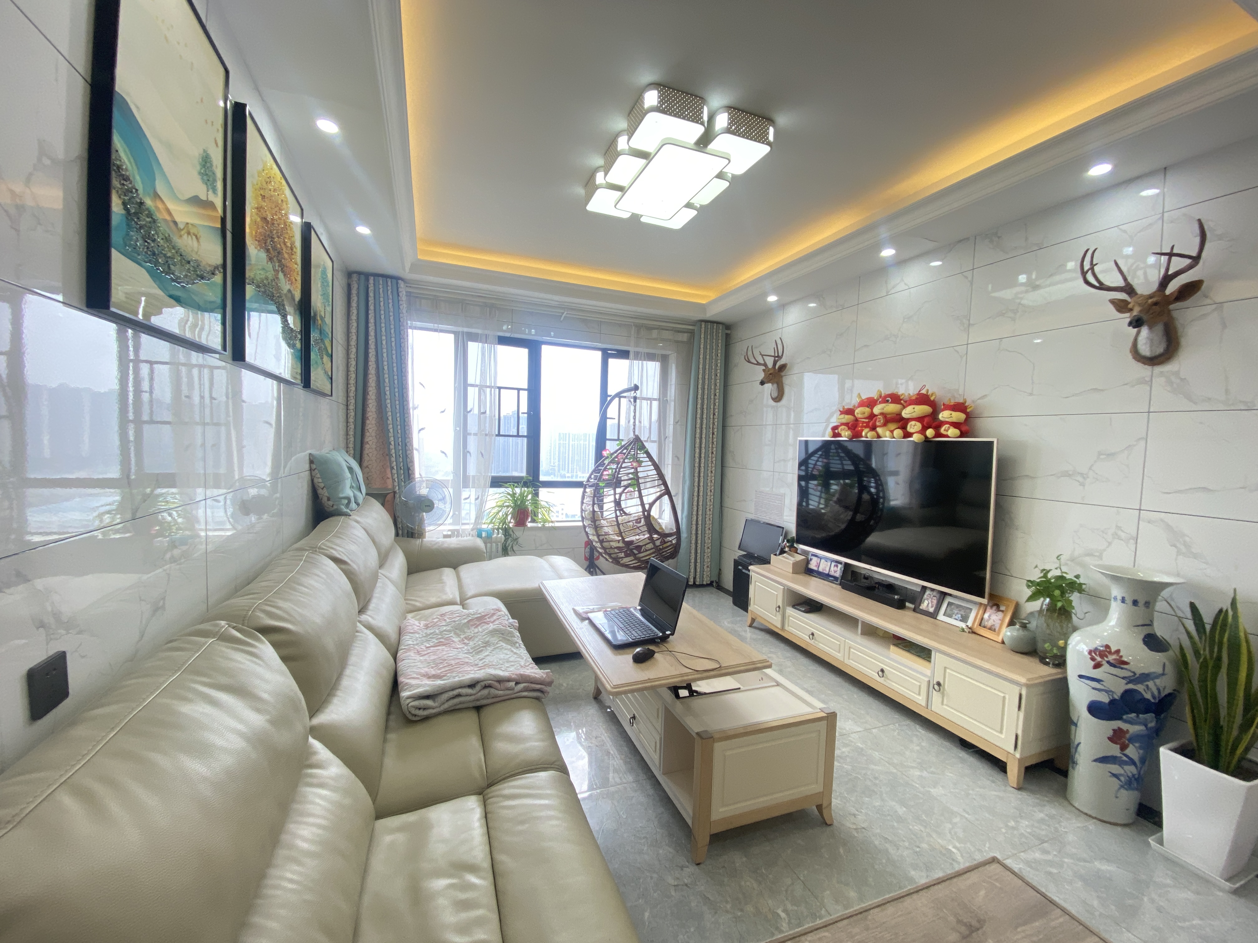 经世龙城 2室2厅1卫 49.8万 经世龙城 2室2厅1卫 49.8万室内图