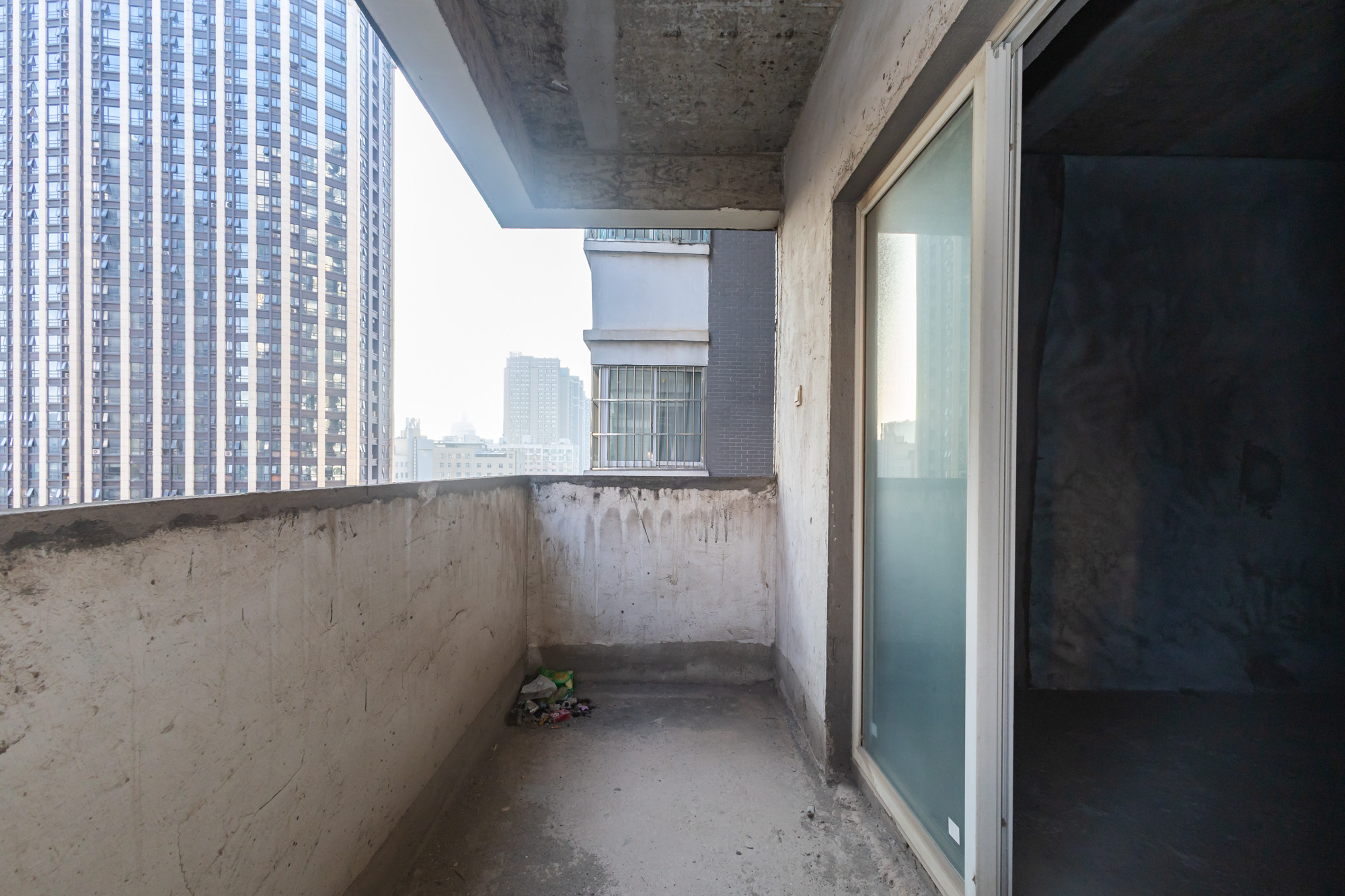 锦璨家园  3室2厅2卫    57.0万 锦璨家园  3室2厅2卫    57.0万阳台