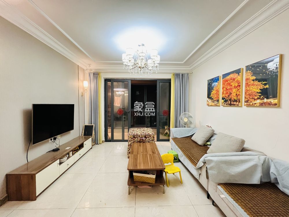 恒大华府  3室2厅2卫    63.0万