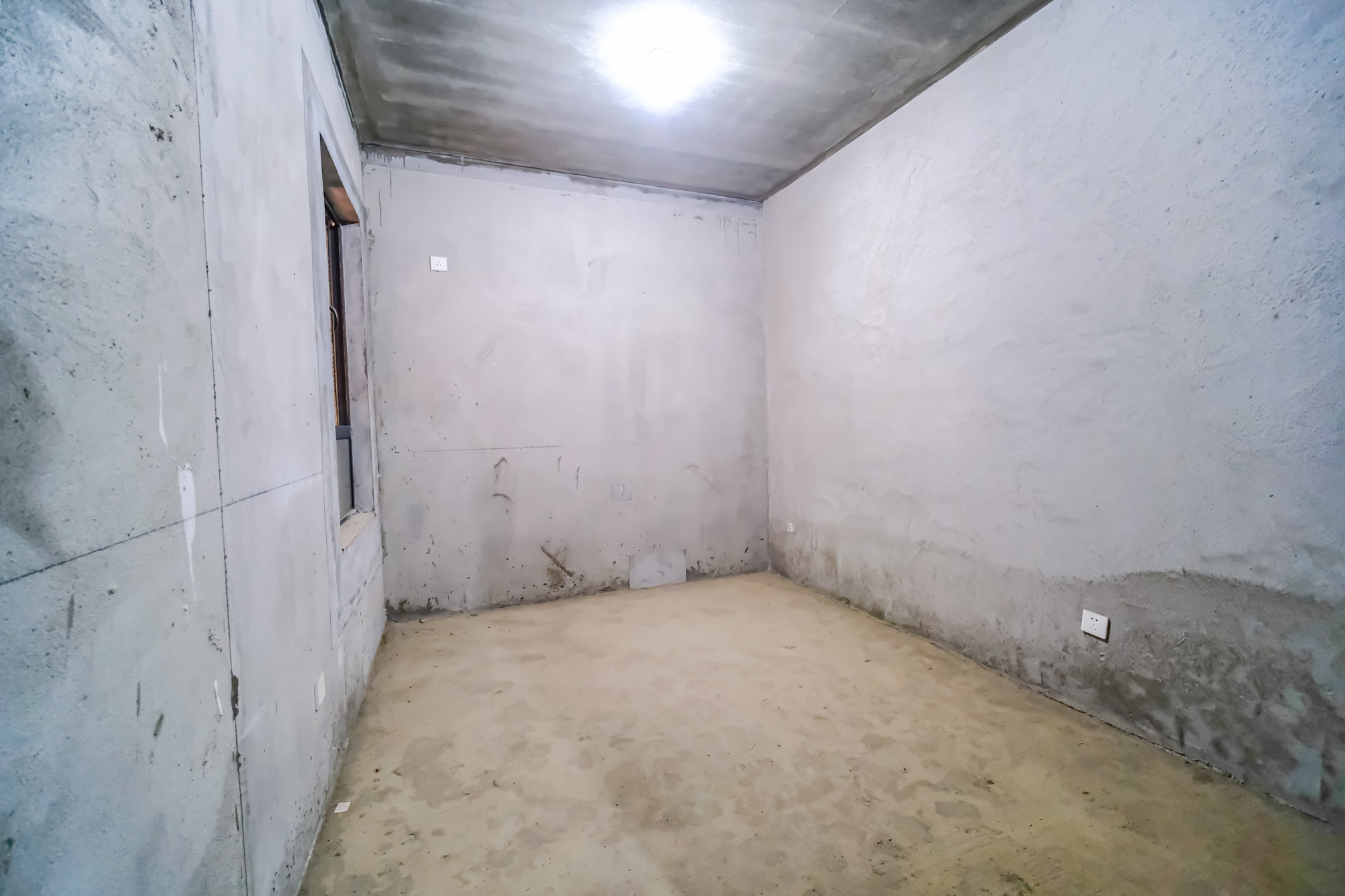 三一街区  3室2厅1卫   52.80万卧室