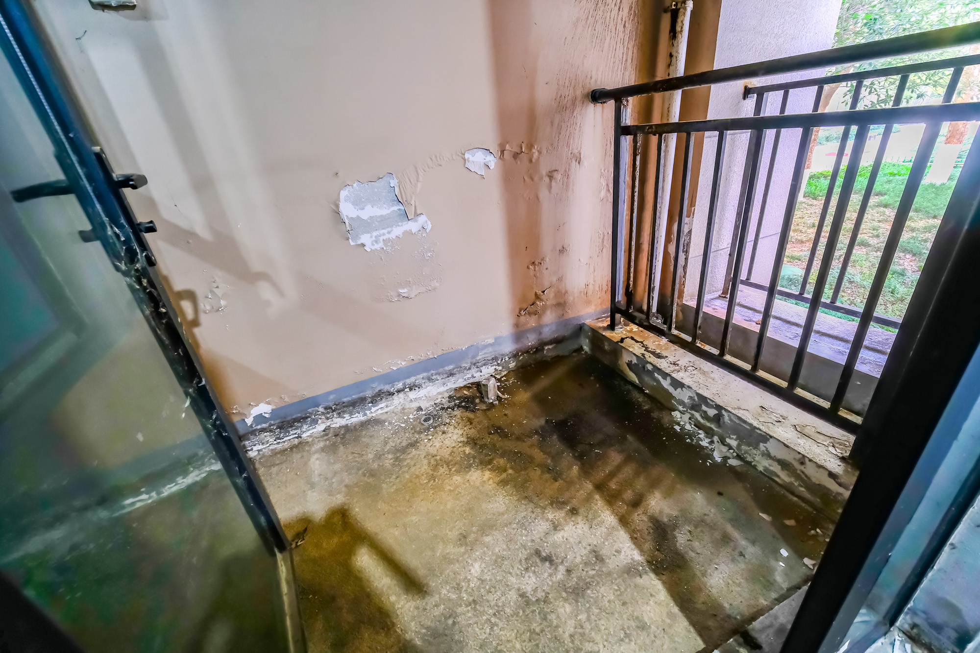 三一街区  3室2厅1卫   52.80万阳台
