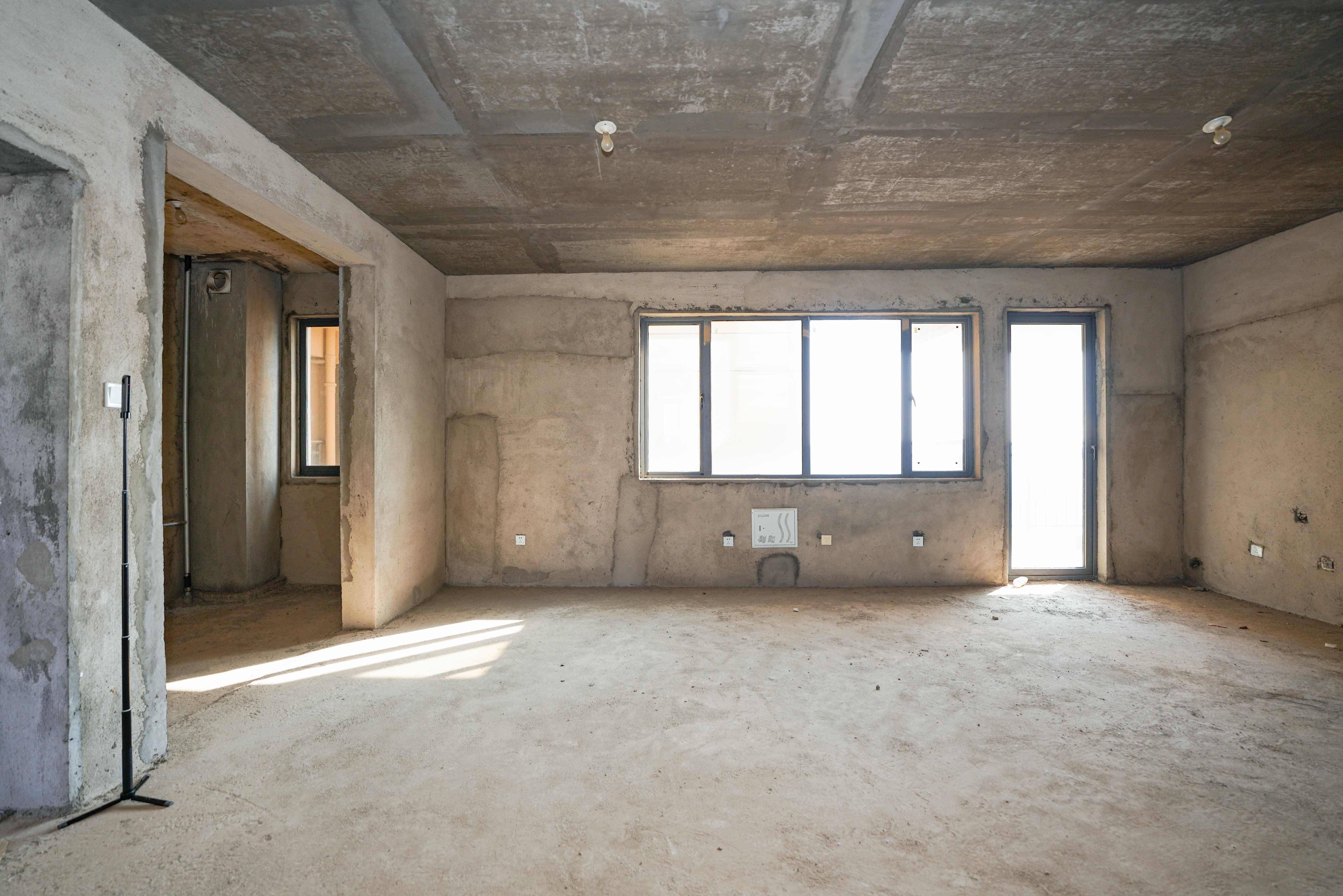 西湖鸿运佳苑 3室2厅2卫 81.0万 西湖鸿运佳苑 3室2厅2卫 81.0万客厅