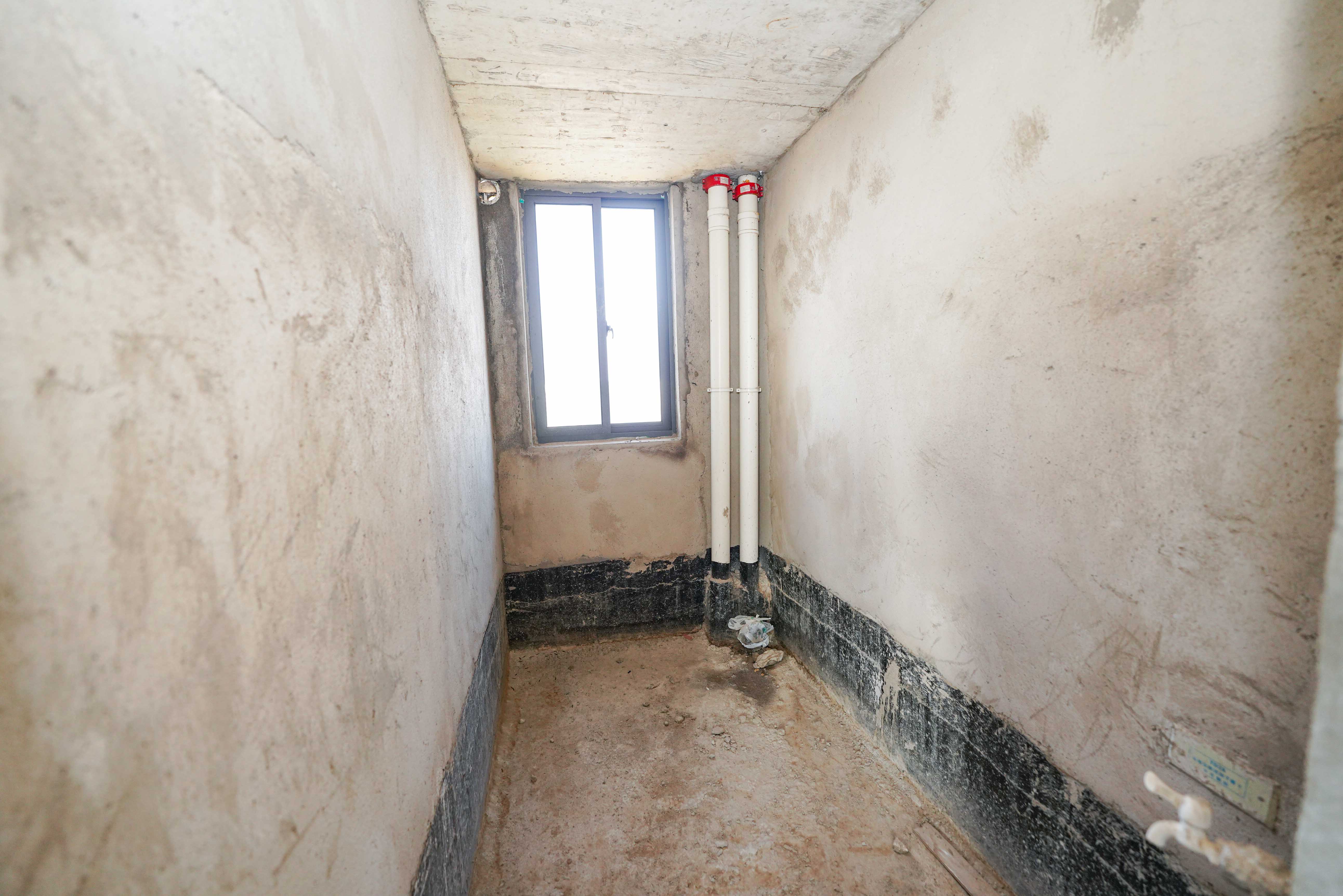 西湖鸿运佳苑 3室2厅2卫 81.0万 西湖鸿运佳苑 3室2厅2卫 81.0万卫生间