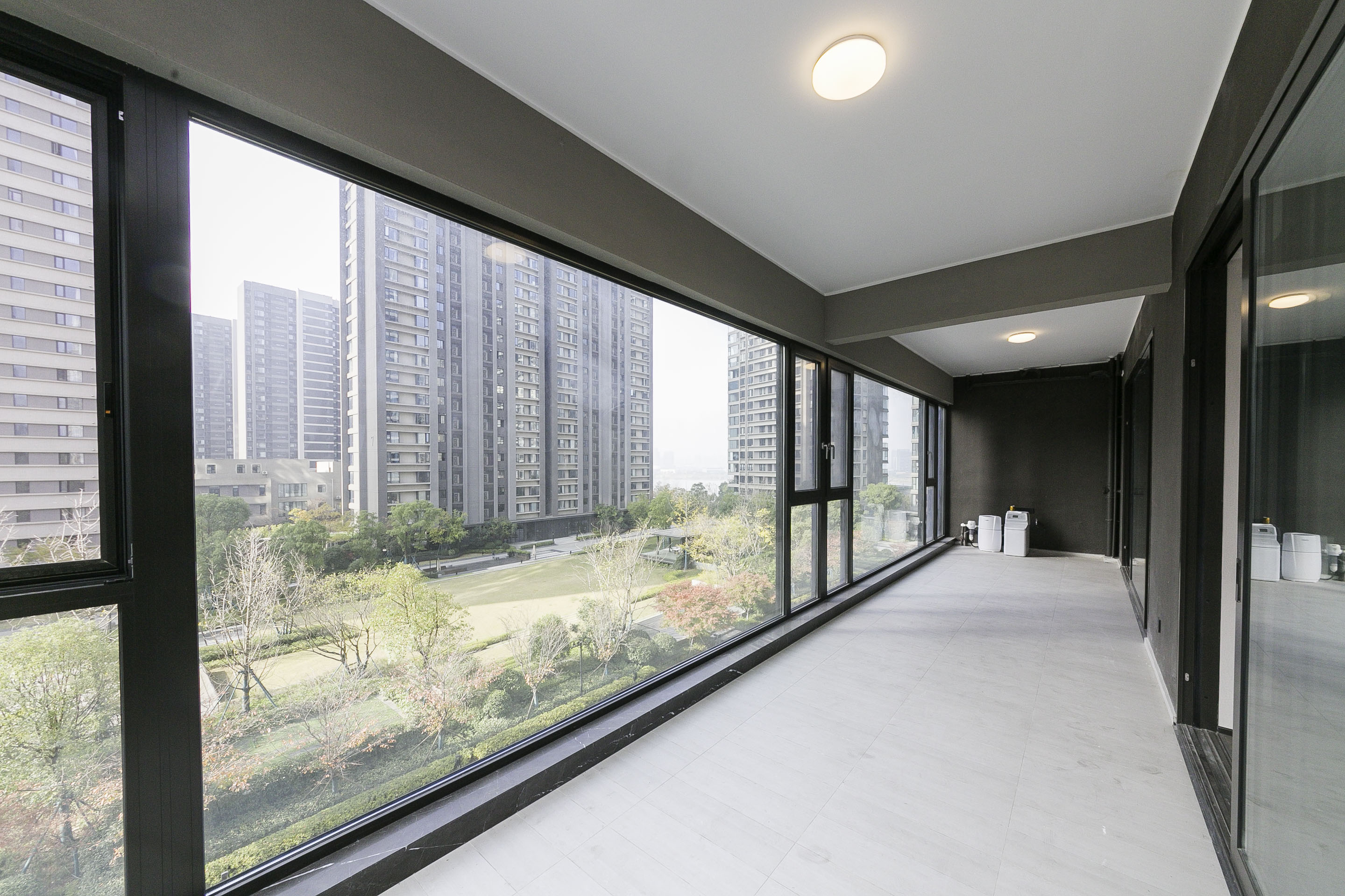 印湘江一期  4室2厅3卫   460.00万阳台