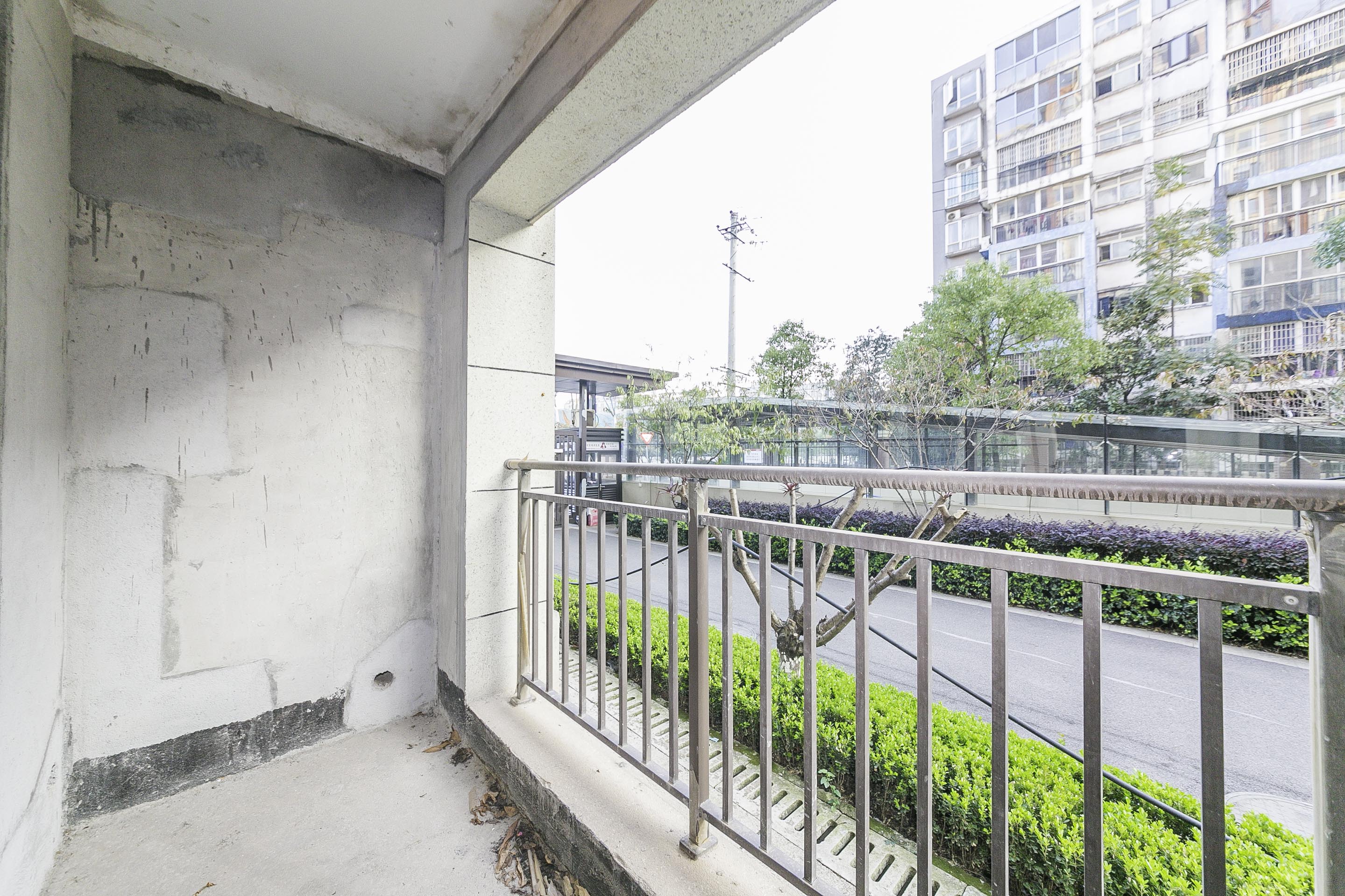 鑫远翡丽郡（鑫远翡丽雅苑）  3室2厅1卫   112.80万阳台