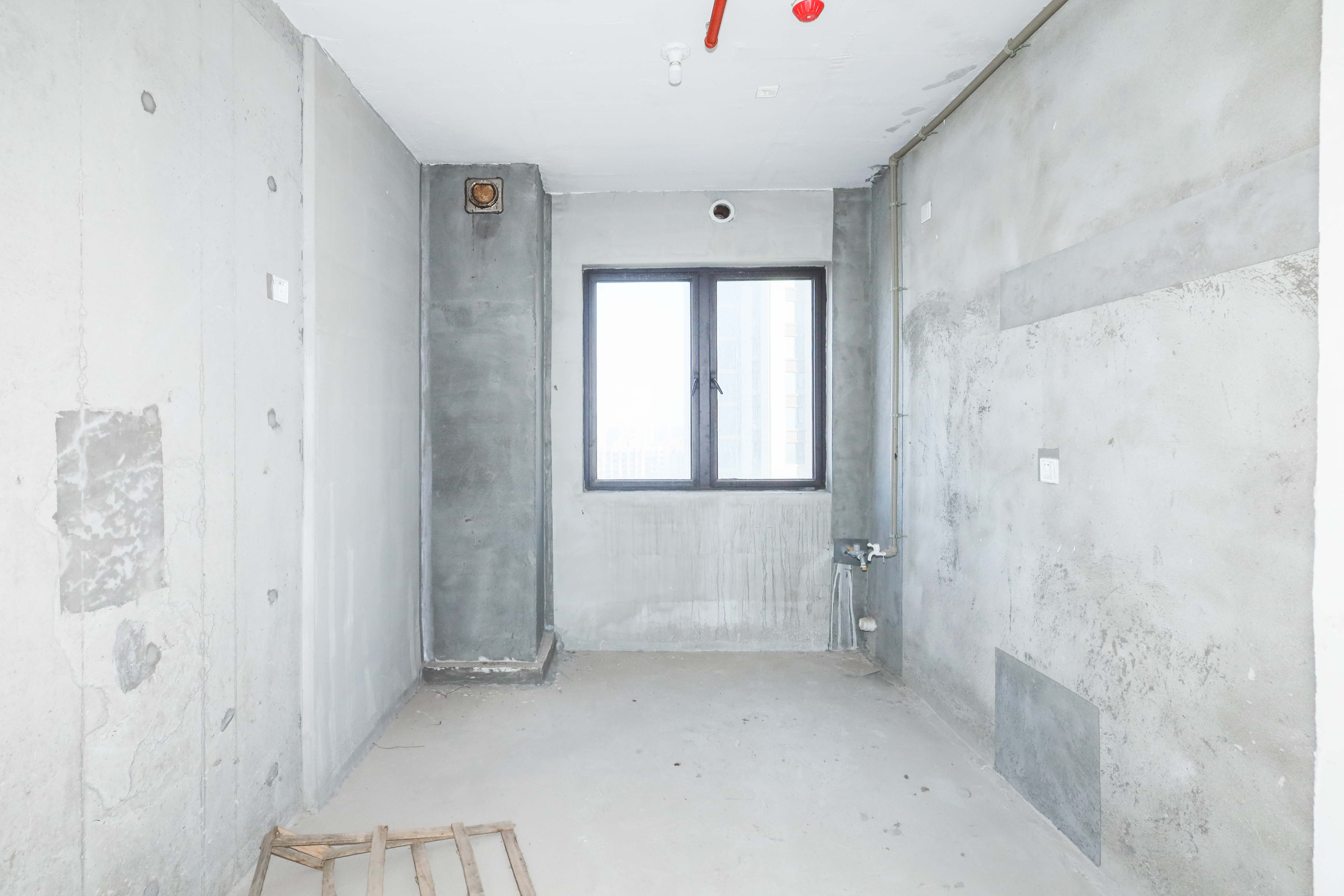 建发央著  4室2厅2卫   267.00万厨房