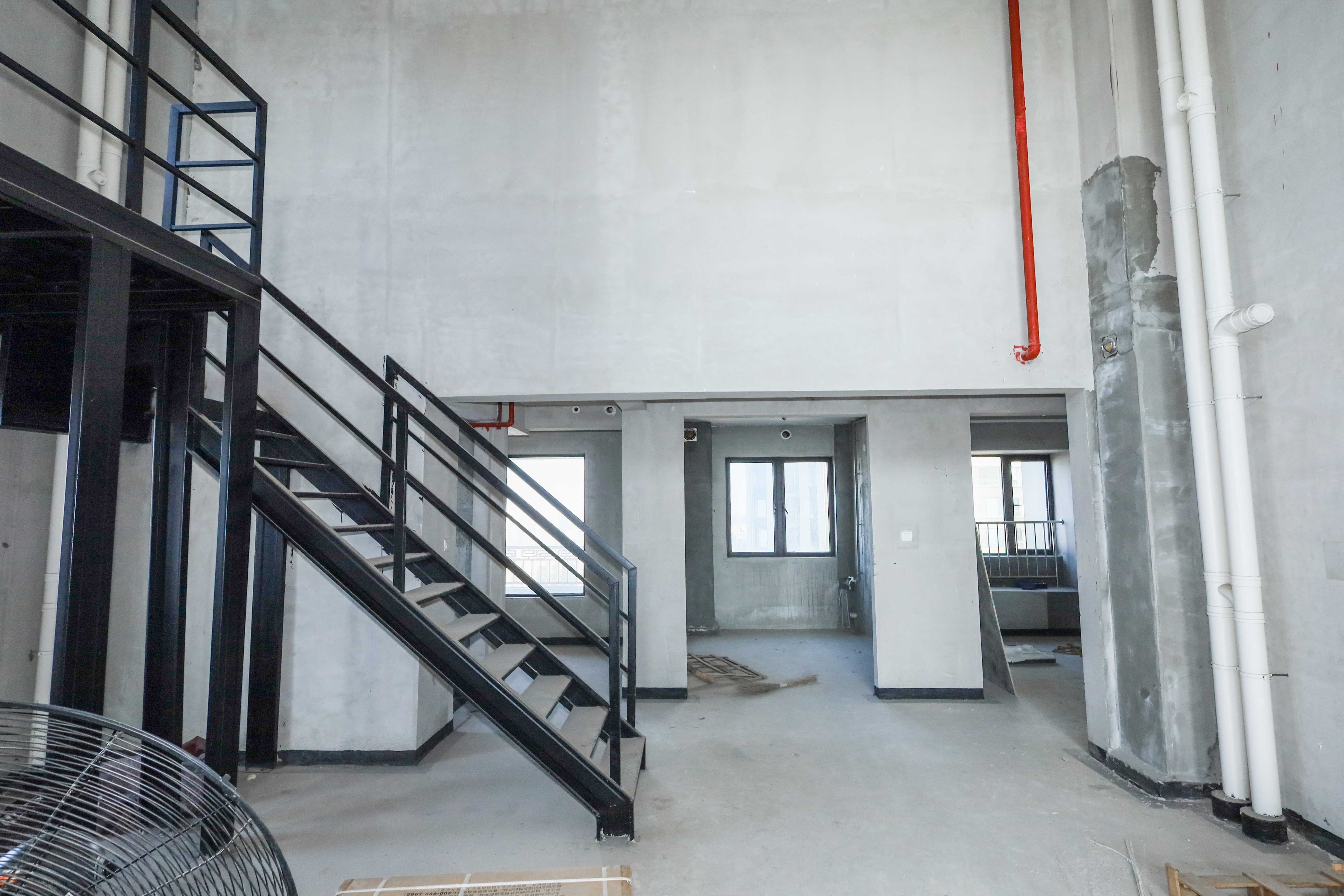 建发央著  4室2厅2卫   267.00万客厅